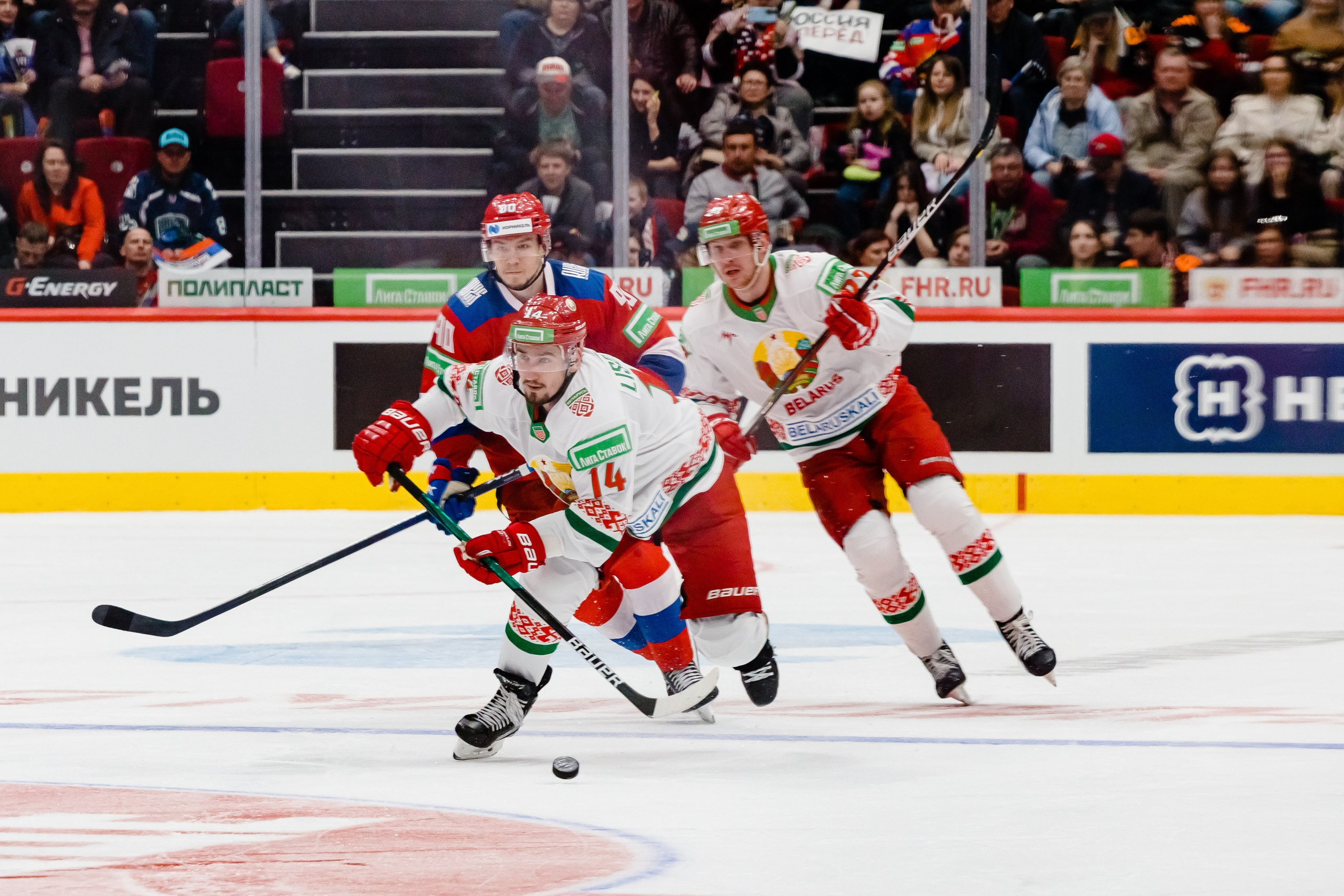 Россия — Беларусь. Свадебный и репортажный фотограф в Омске. Червоткин Никита