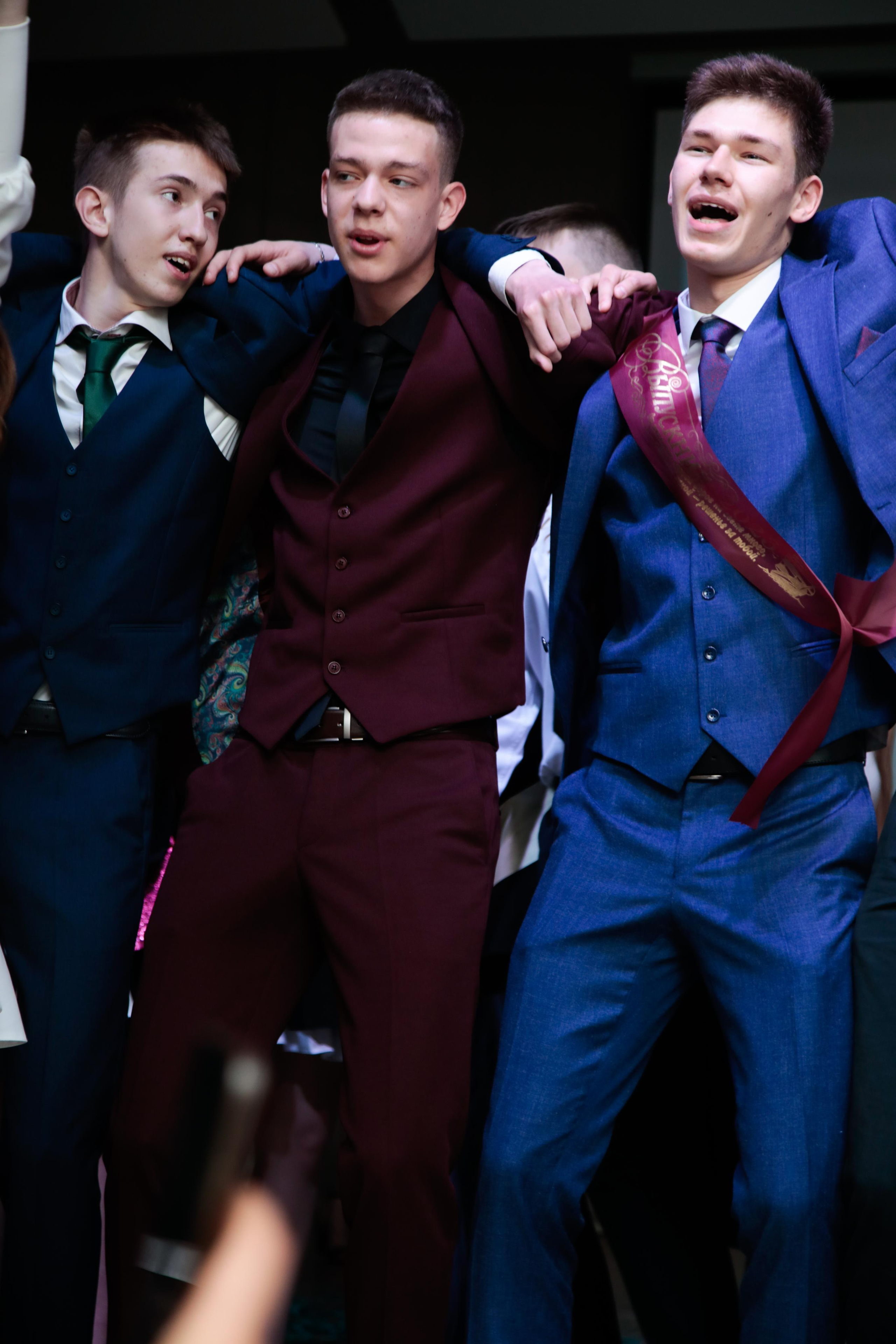 Выпускной 11 класс. Фотограф Олеся Милош Мытищи, Москва и МО и весь мир