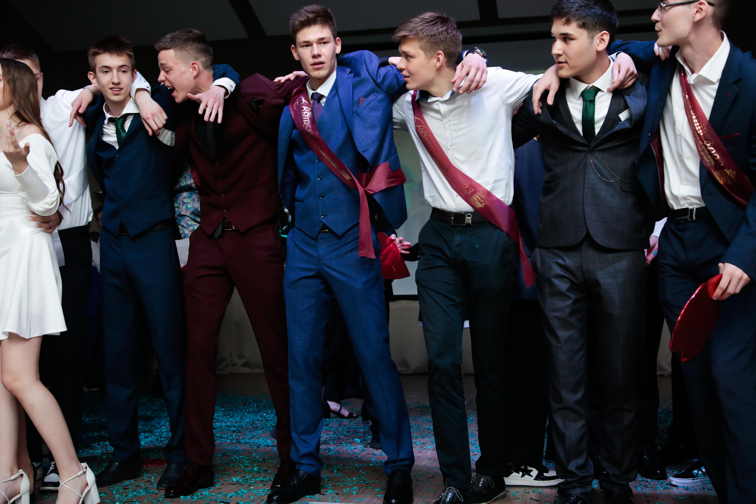 Выпускной 11 класс. Фотограф Олеся Милош Мытищи, Москва и МО и весь мир