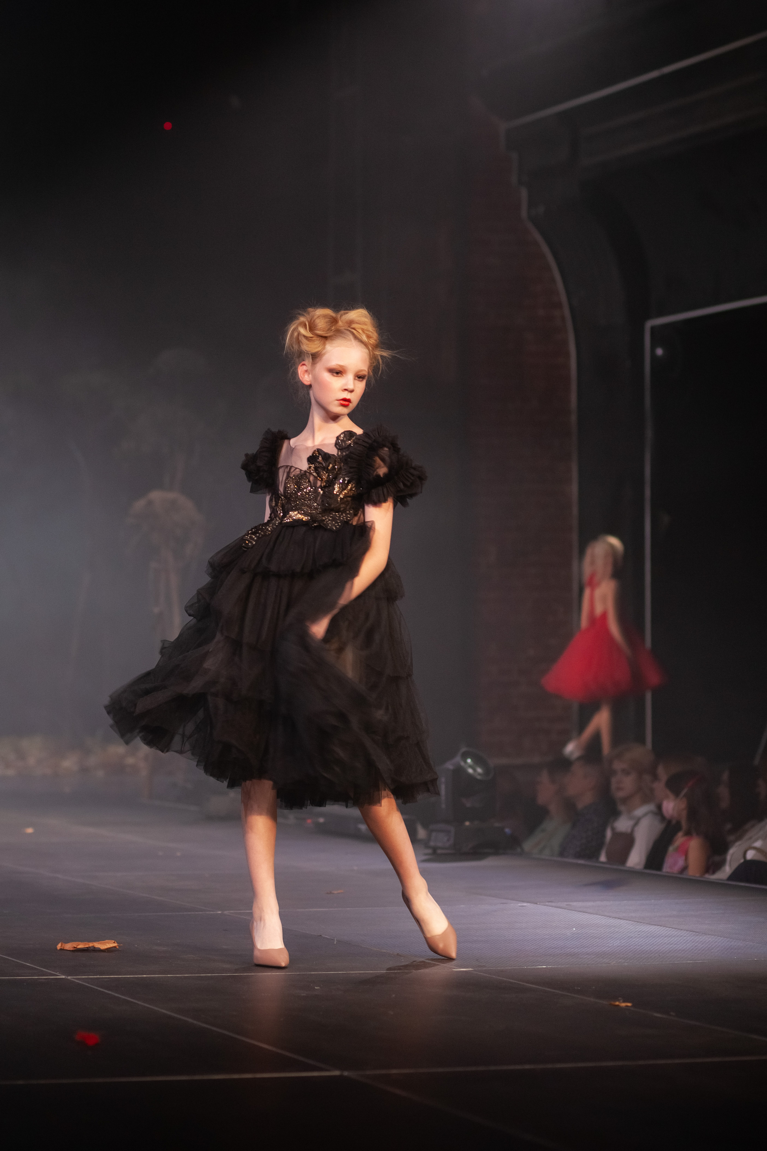 MagicFashionWeek — показ дизайнера Анны Гусевой