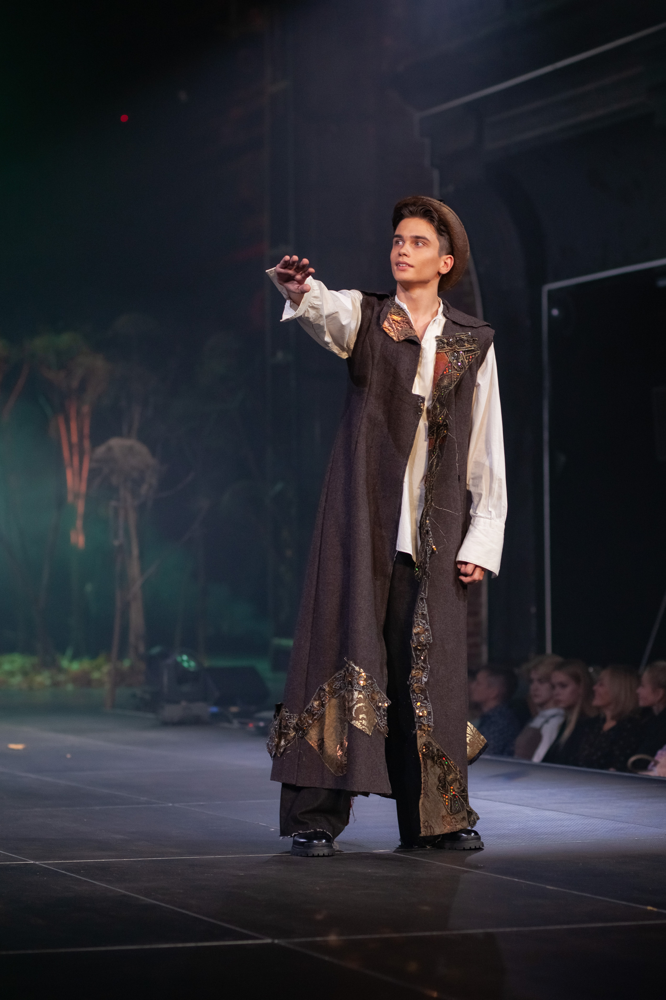 MagicFashionWeek — коллекция «Стимпанк» дизайнера Надежды Шибиной