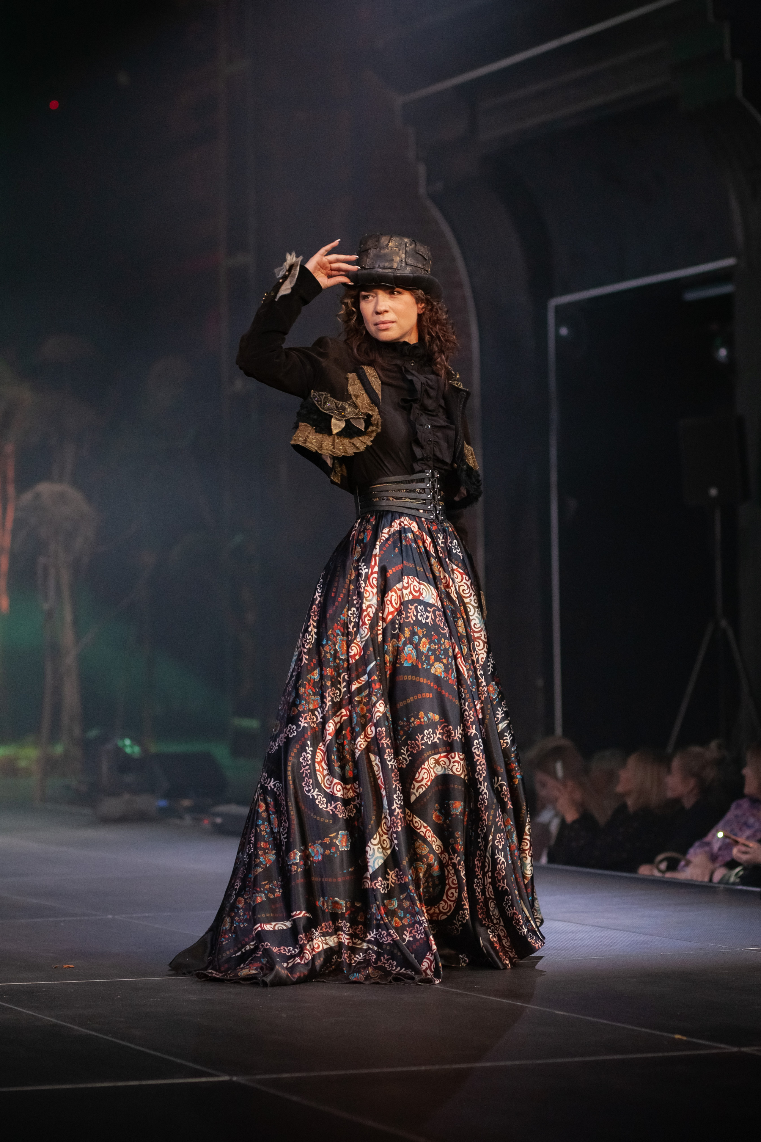 MagicFashionWeek — коллекция «Стимпанк» дизайнера Надежды Шибиной