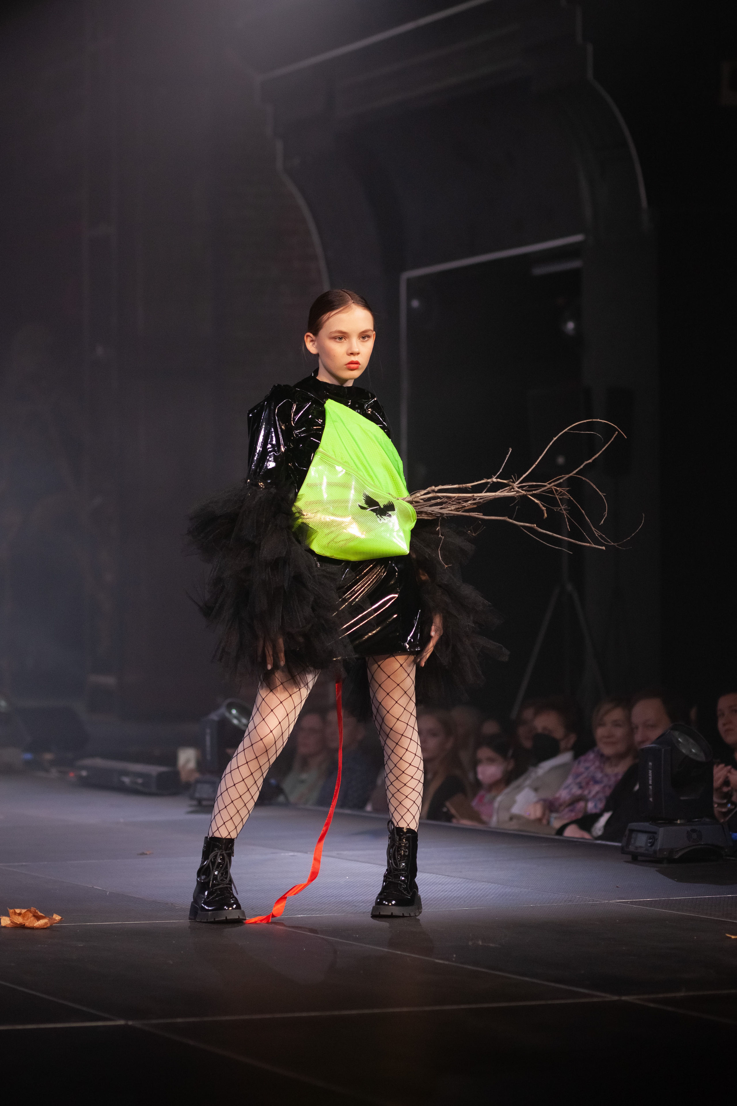 MagicFashionWeek — коллекция «VORONы» дизайнера Анастасии Фахретдиновой