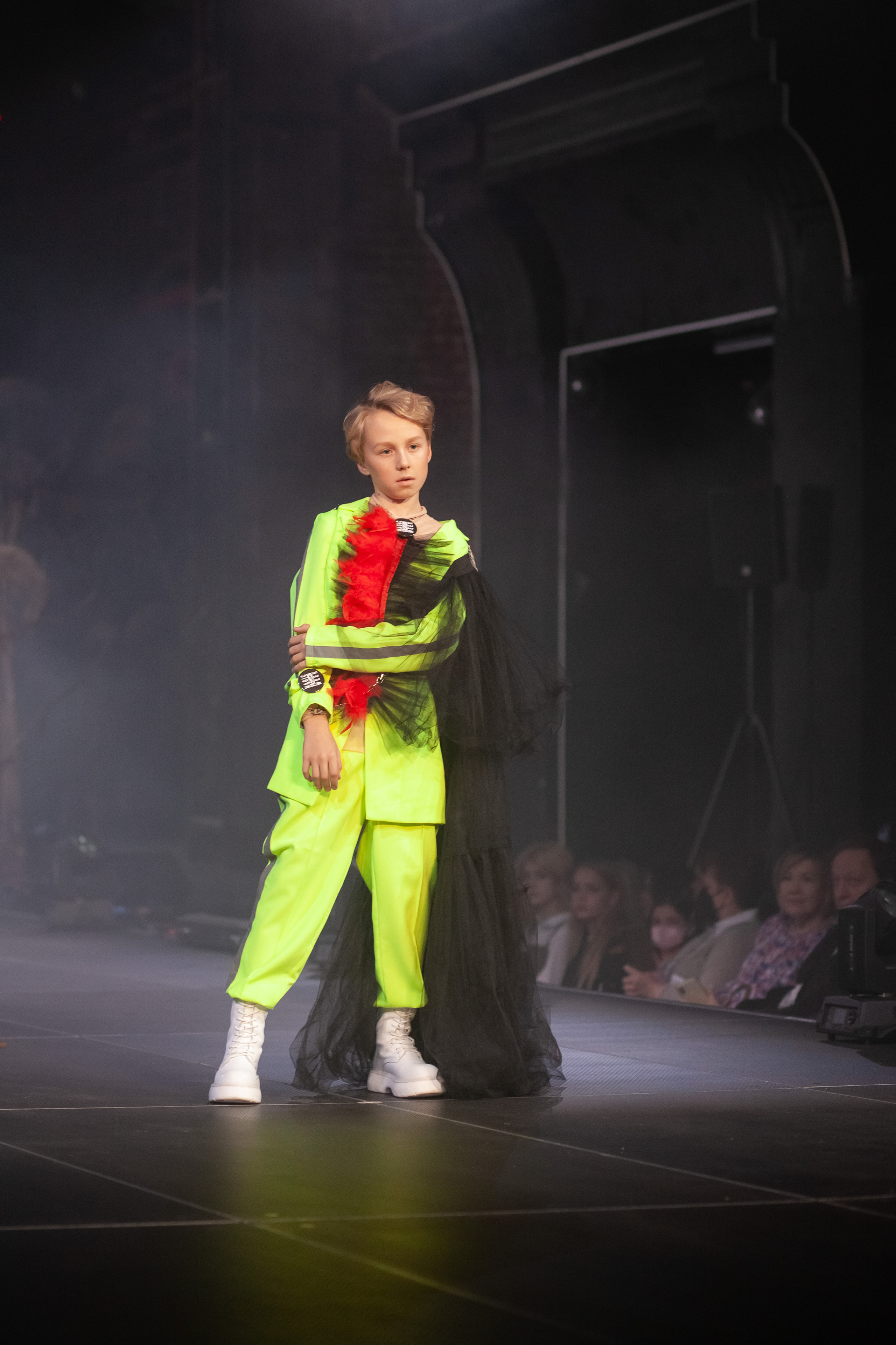 MagicFashionWeek — коллекция «VORONы» дизайнера Анастасии Фахретдиновой