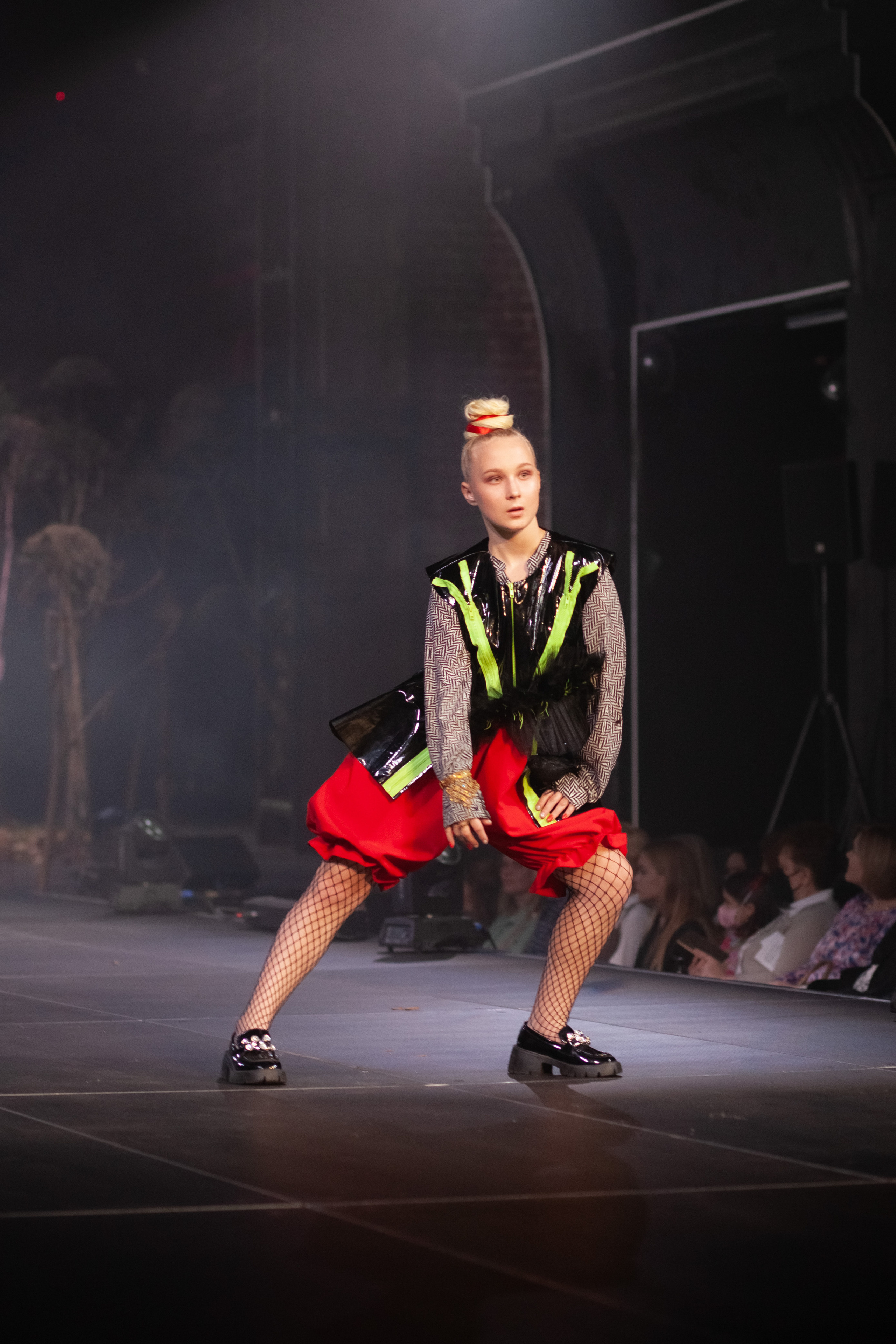 MagicFashionWeek — коллекция «VORONы» дизайнера Анастасии Фахретдиновой