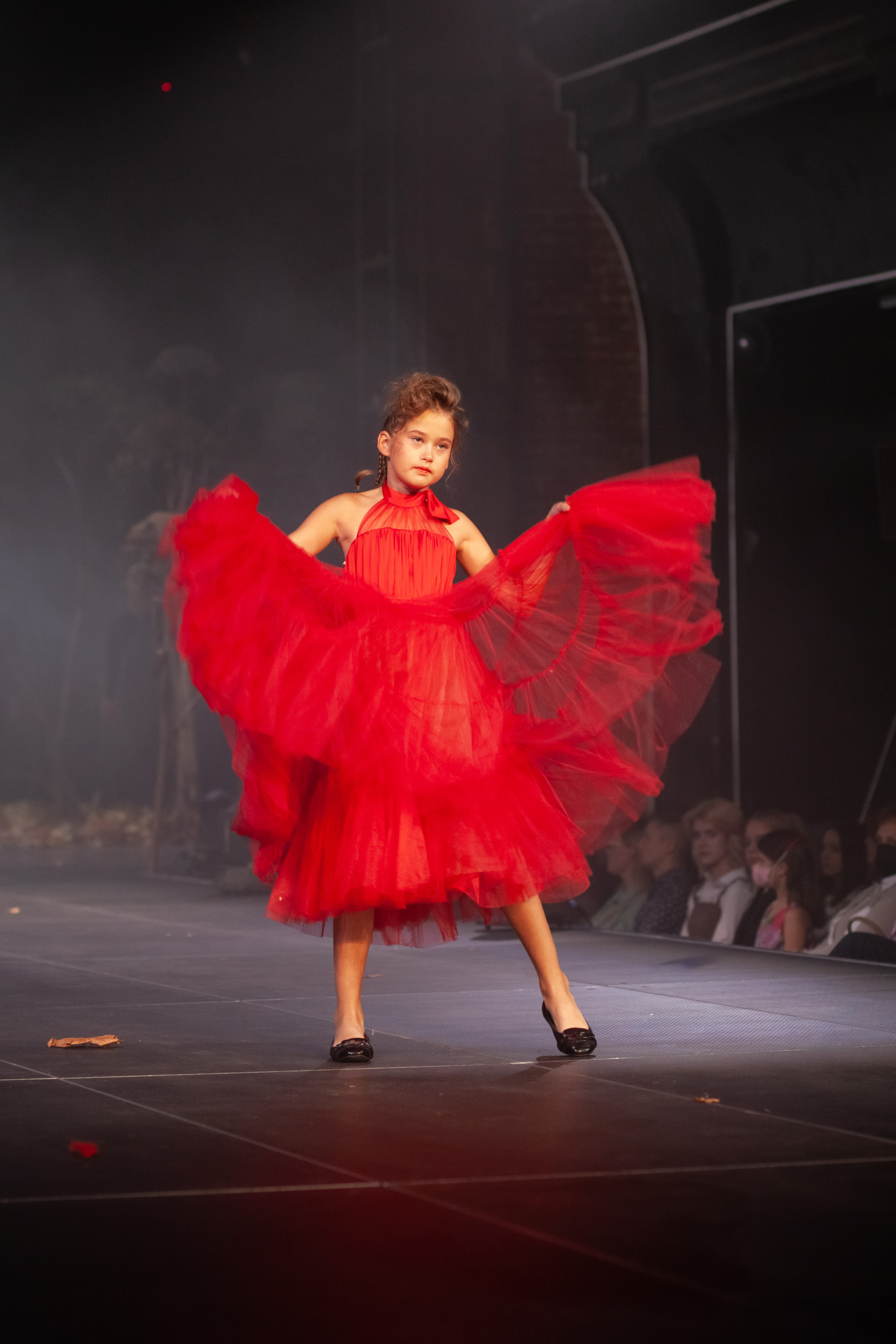 MagicFashionWeek — показ дизайнера Анны Гусевой