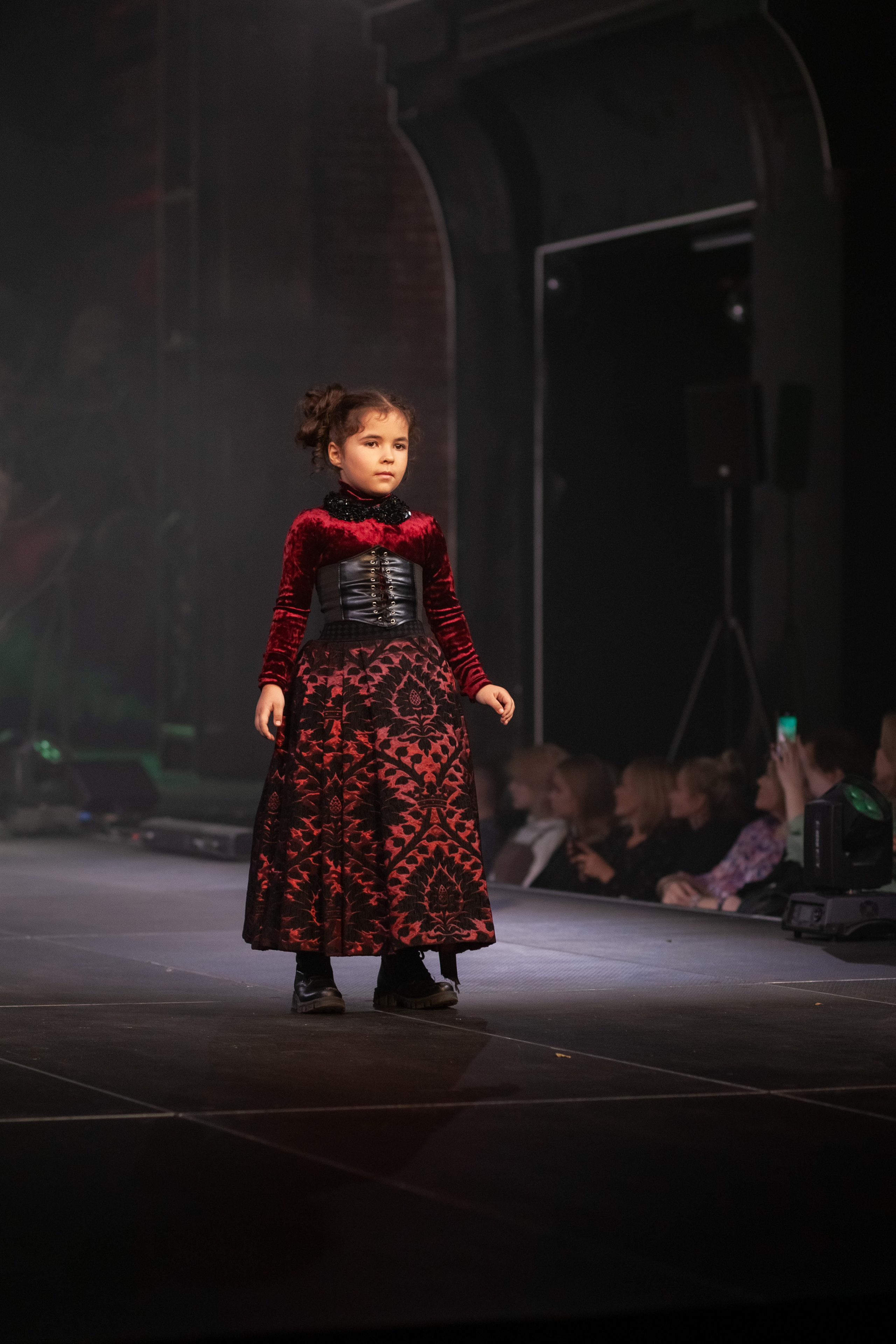 MagicFashionWeek — коллекция «Стимпанк» дизайнера Надежды Шибиной