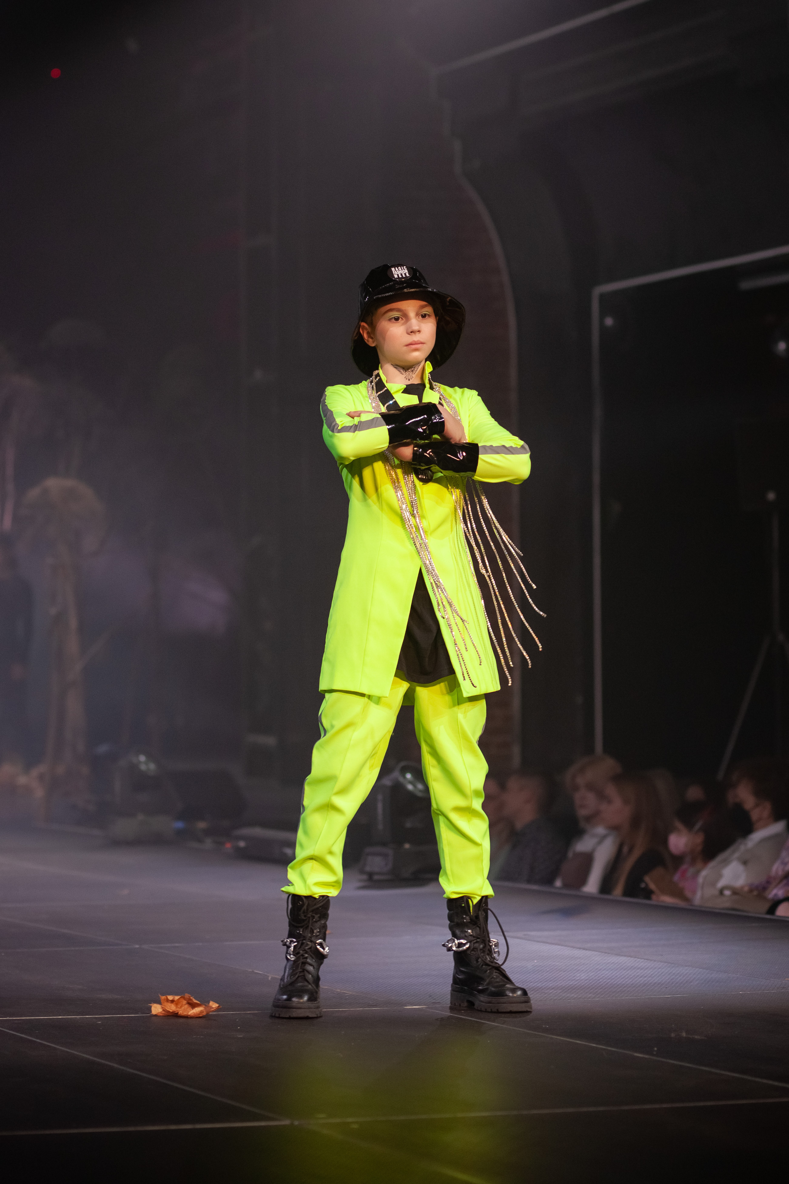 MagicFashionWeek — коллекция «VORONы» дизайнера Анастасии Фахретдиновой