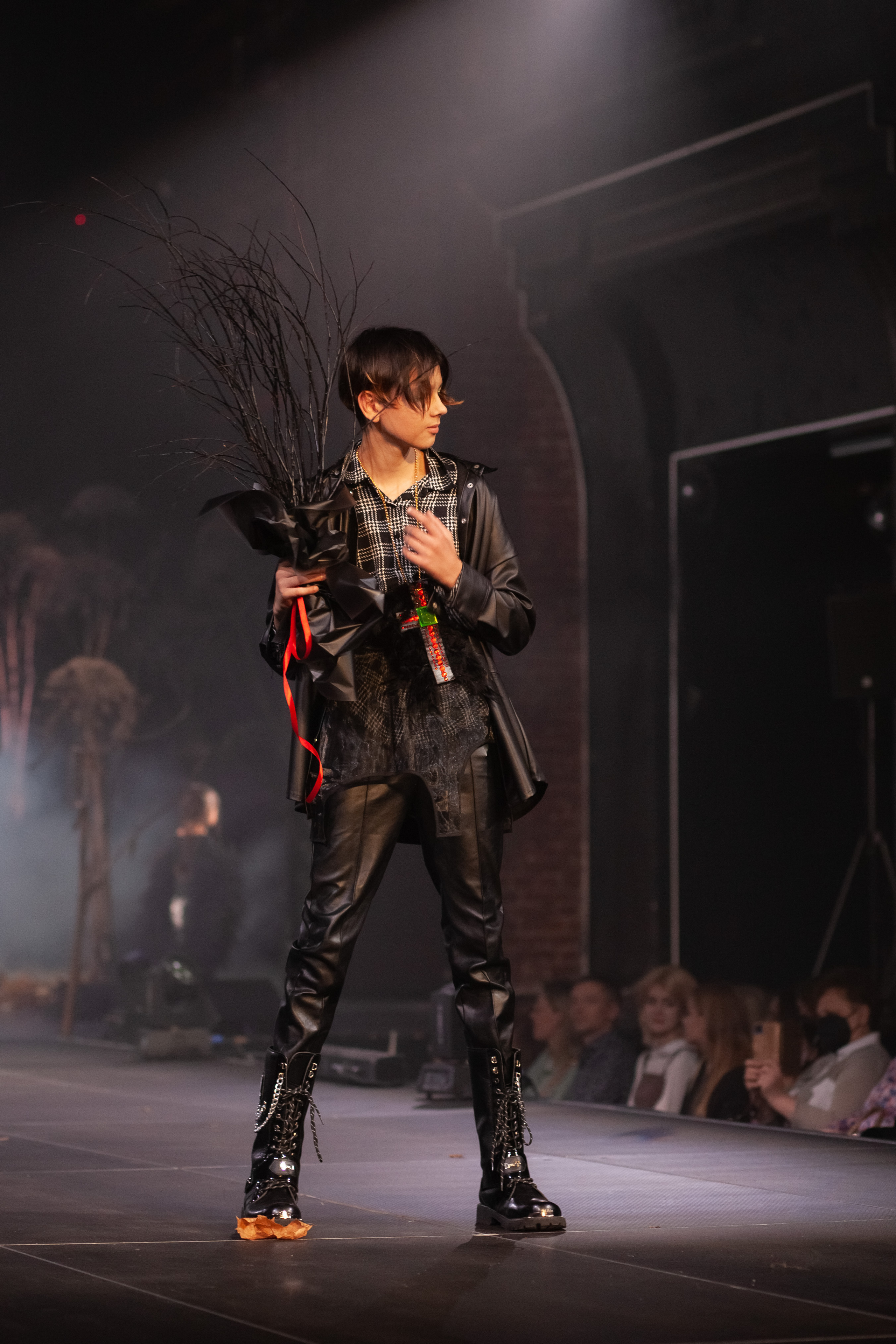 MagicFashionWeek — коллекция «VORONы» дизайнера Анастасии Фахретдиновой