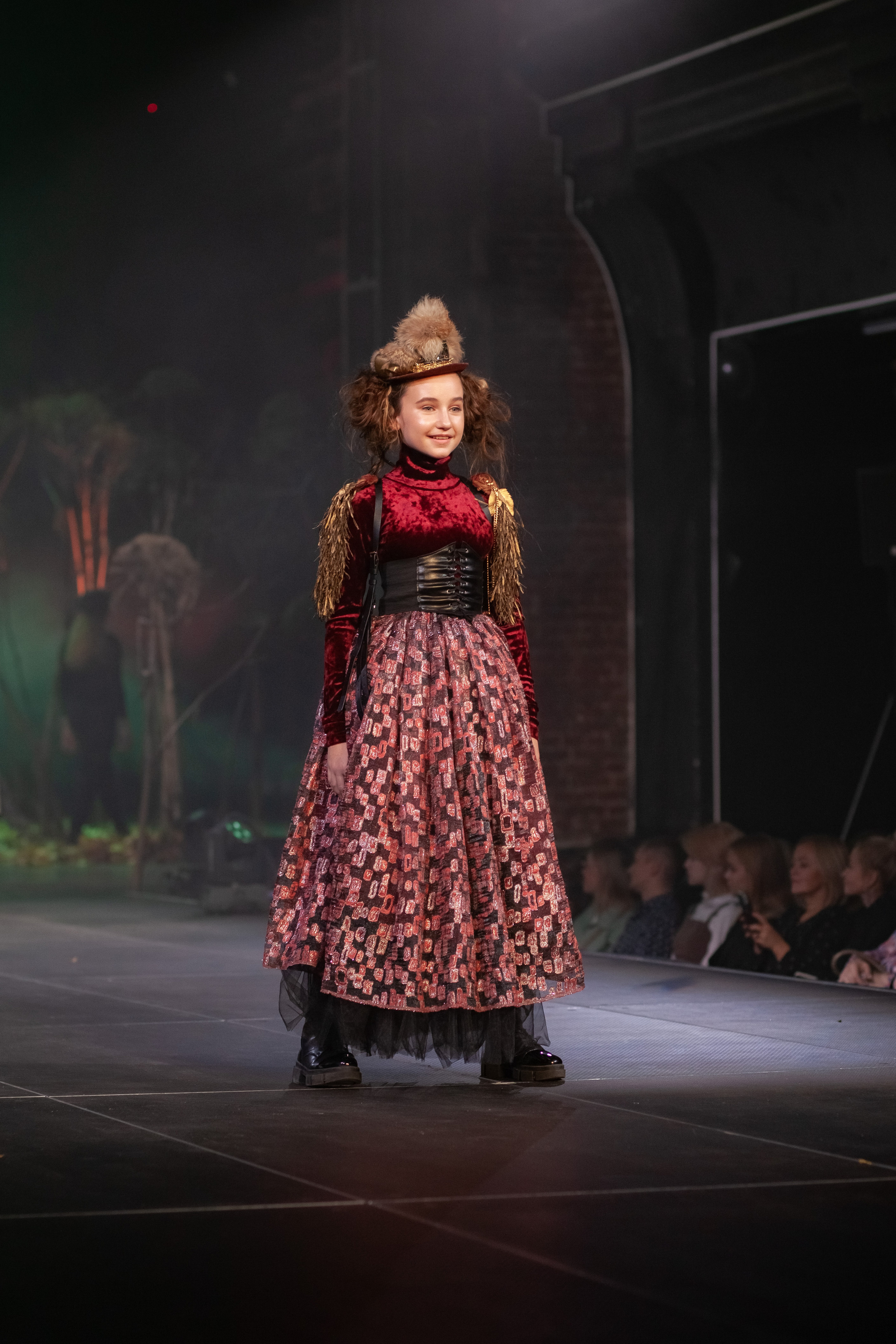 MagicFashionWeek — коллекция «Стимпанк» дизайнера Надежды Шибиной