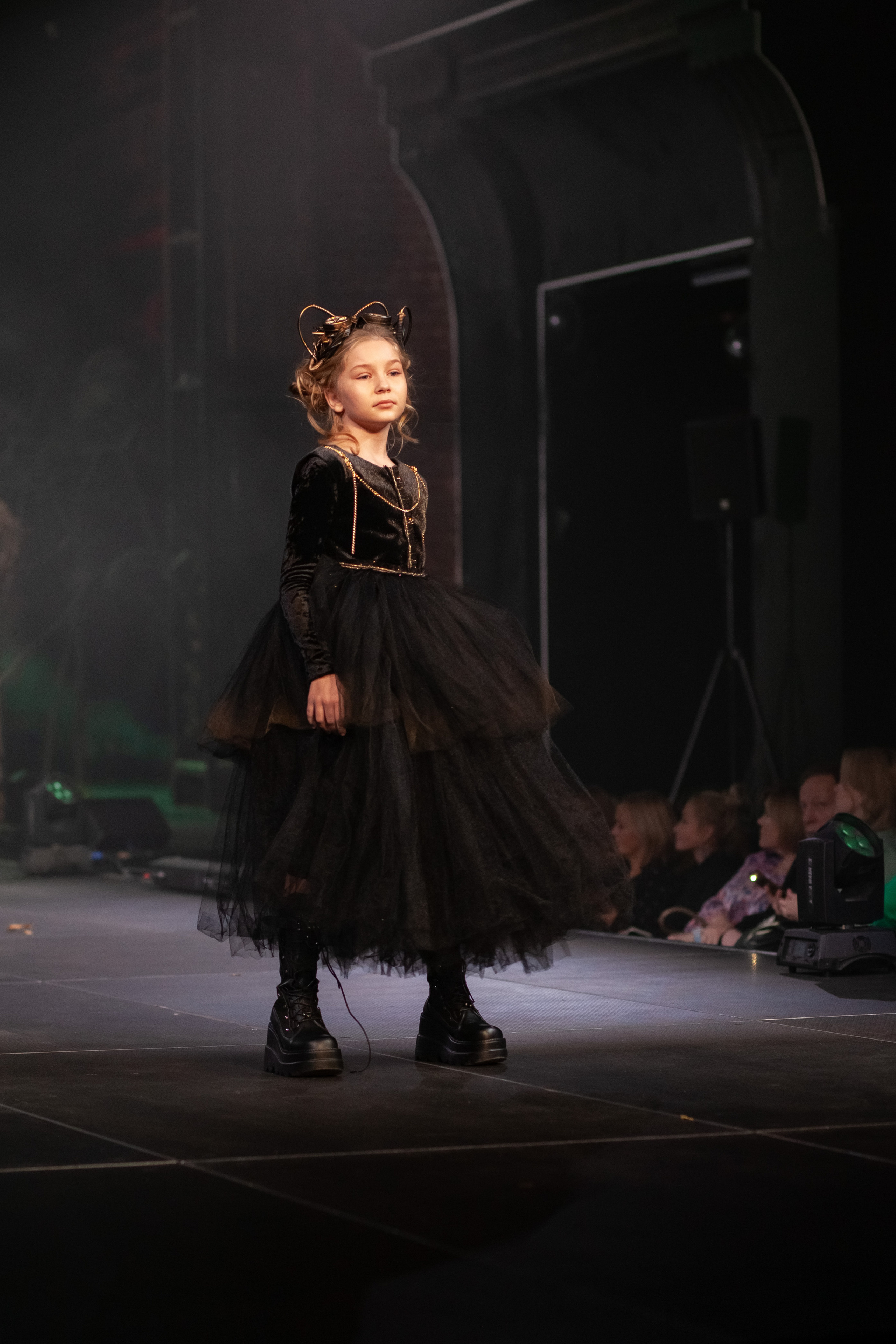 MagicFashionWeek — коллекция «Стимпанк» дизайнера Надежды Шибиной