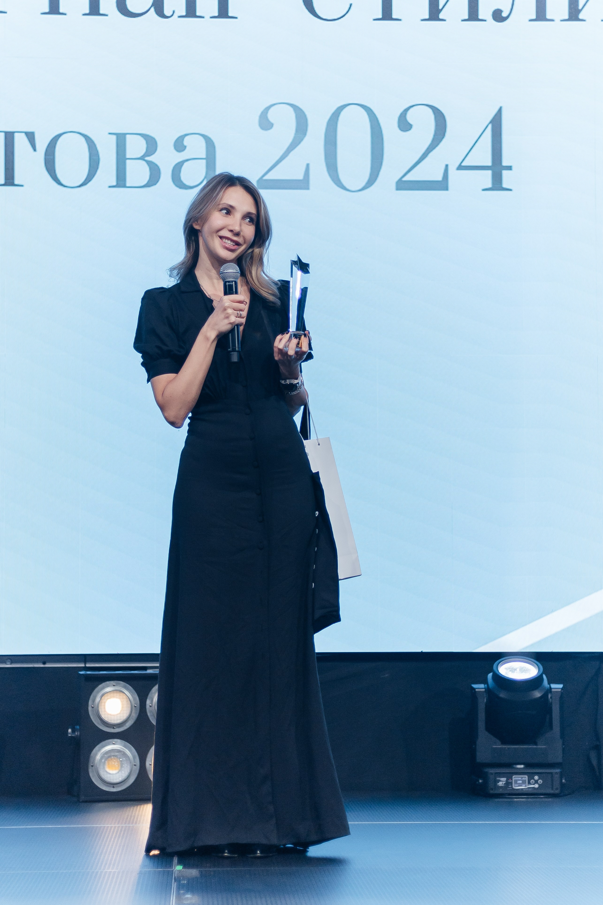 Церемония Shopping года 2024 в Ростове. Репортажный фотограф в городе Ростов-на-Дону Даниил Молодовский