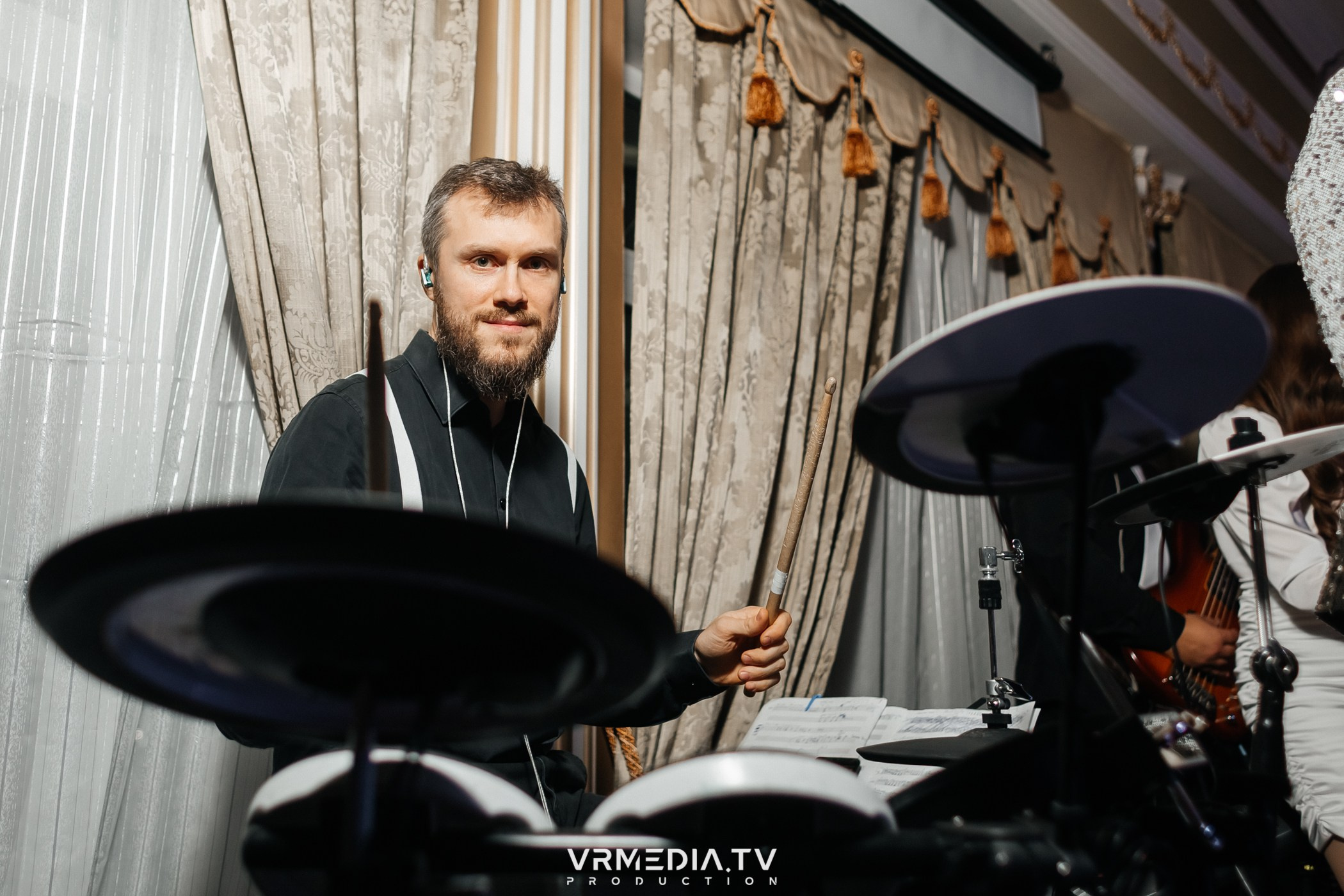 ПЯТНИЦА ДЛЯ ДРУЗЕЙ в ресторане «Империя»