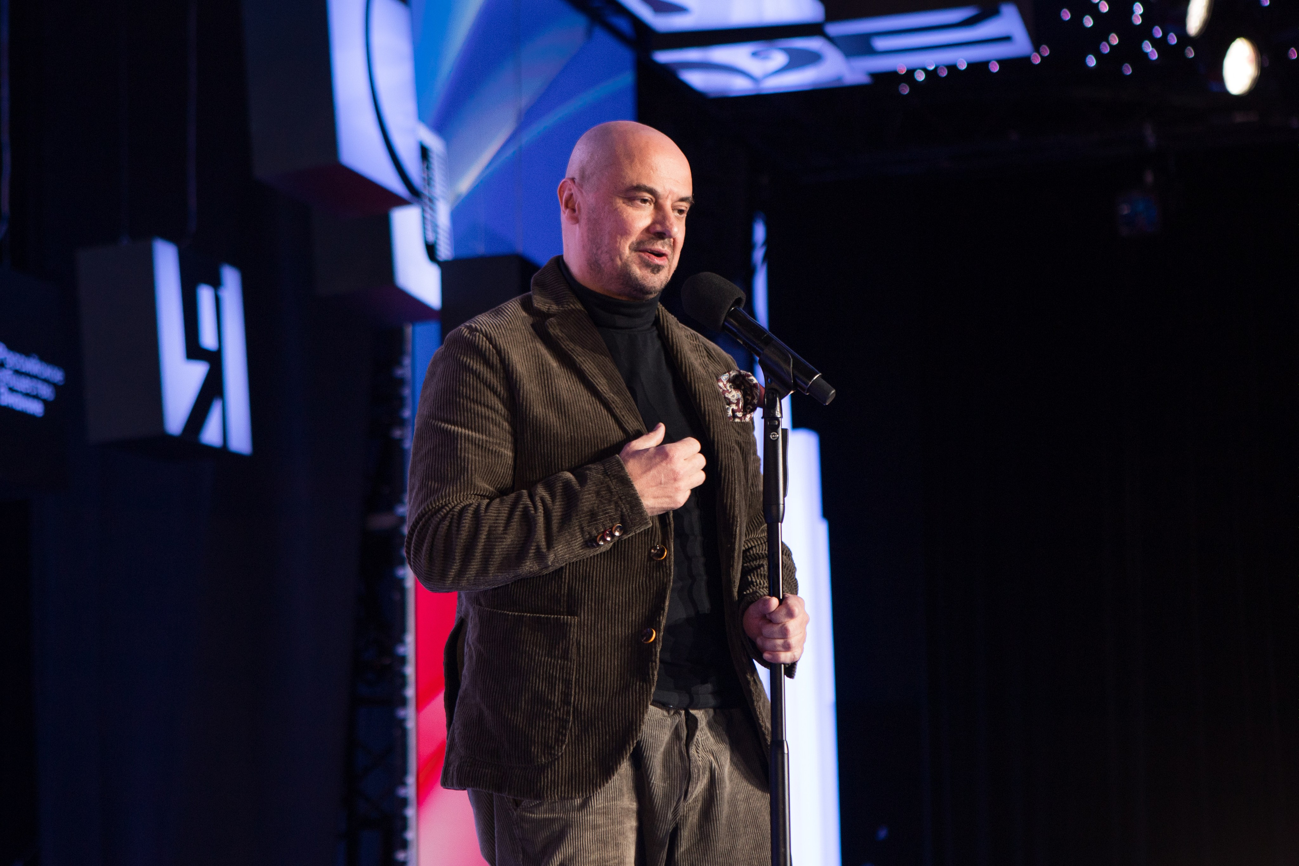 Знание. Авторы. Фотограф в Москве и Московской области