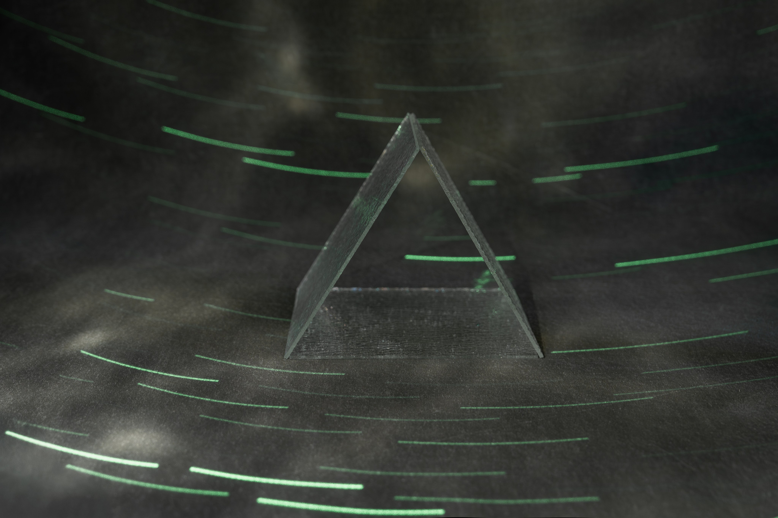 Из серии "Геометрия пустоты", 2026. Холст, стекло, свет.