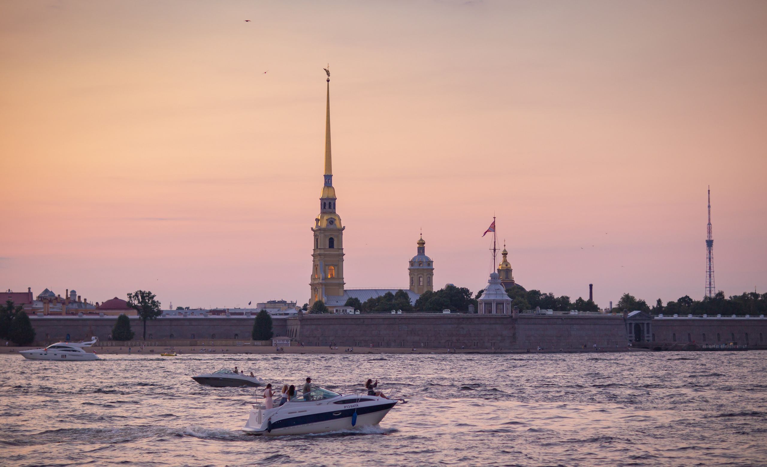 Люди. Макс По — фото и видео съемки любого формата