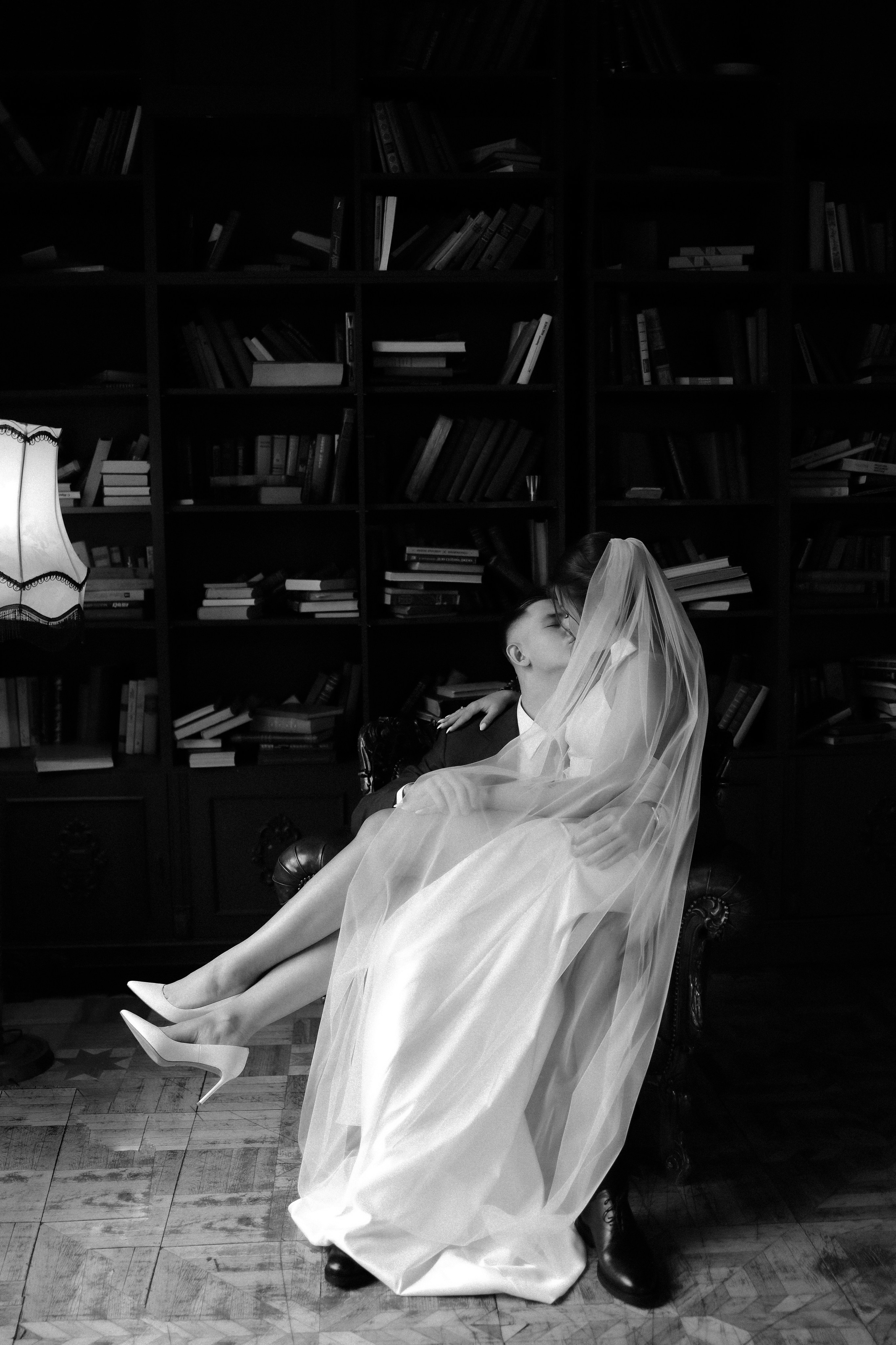 М. + В. Таганский загс, студийная лавстори. Семейный и lovestory фотограф в Москве Светлана Коняхина