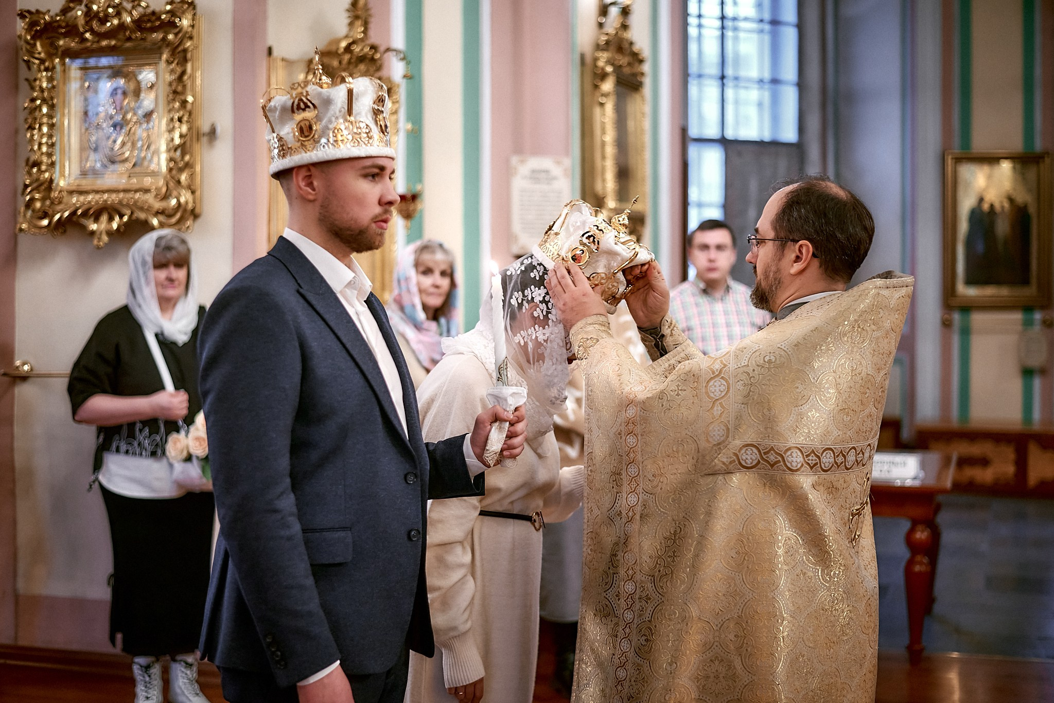 Венчание Артёма и Екатерины | Владимирский собор. Свадебный фотограф в Санкт-Петербурге Славин Денис