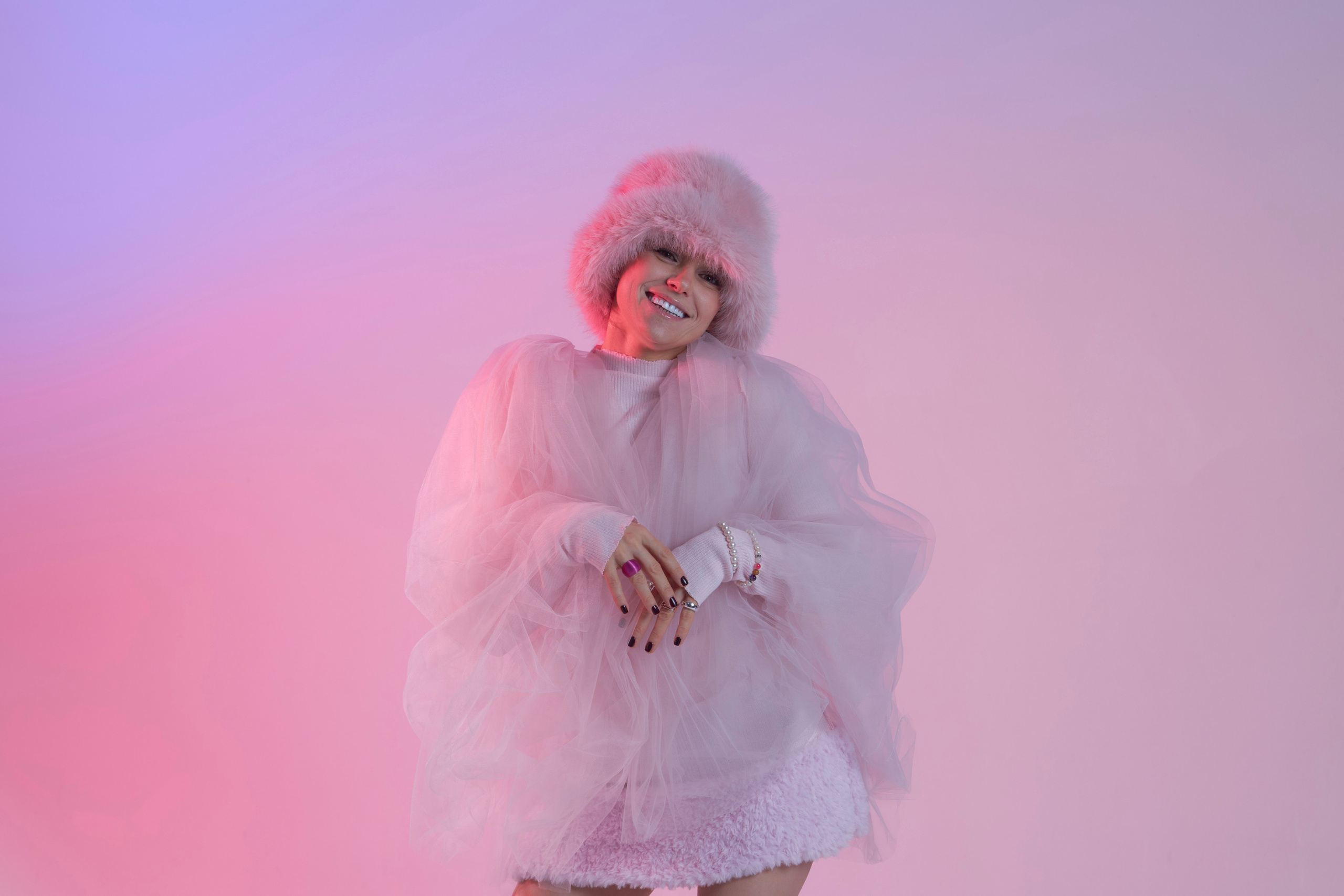 Фотосессия в студии с цветным светом. Анна Потявина. Фотограф Москва