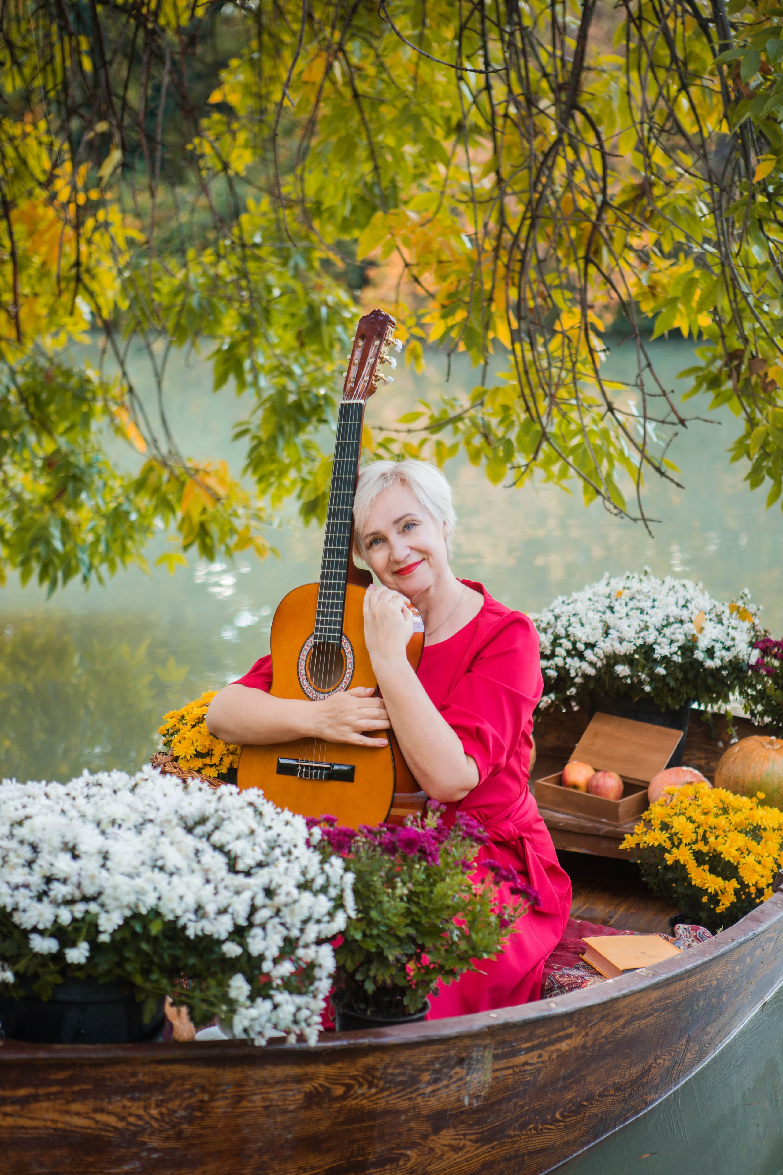 Лодка хризантем (осень). Свадебный семейный и детский фотограф в Краснодаре Карина Федоровская