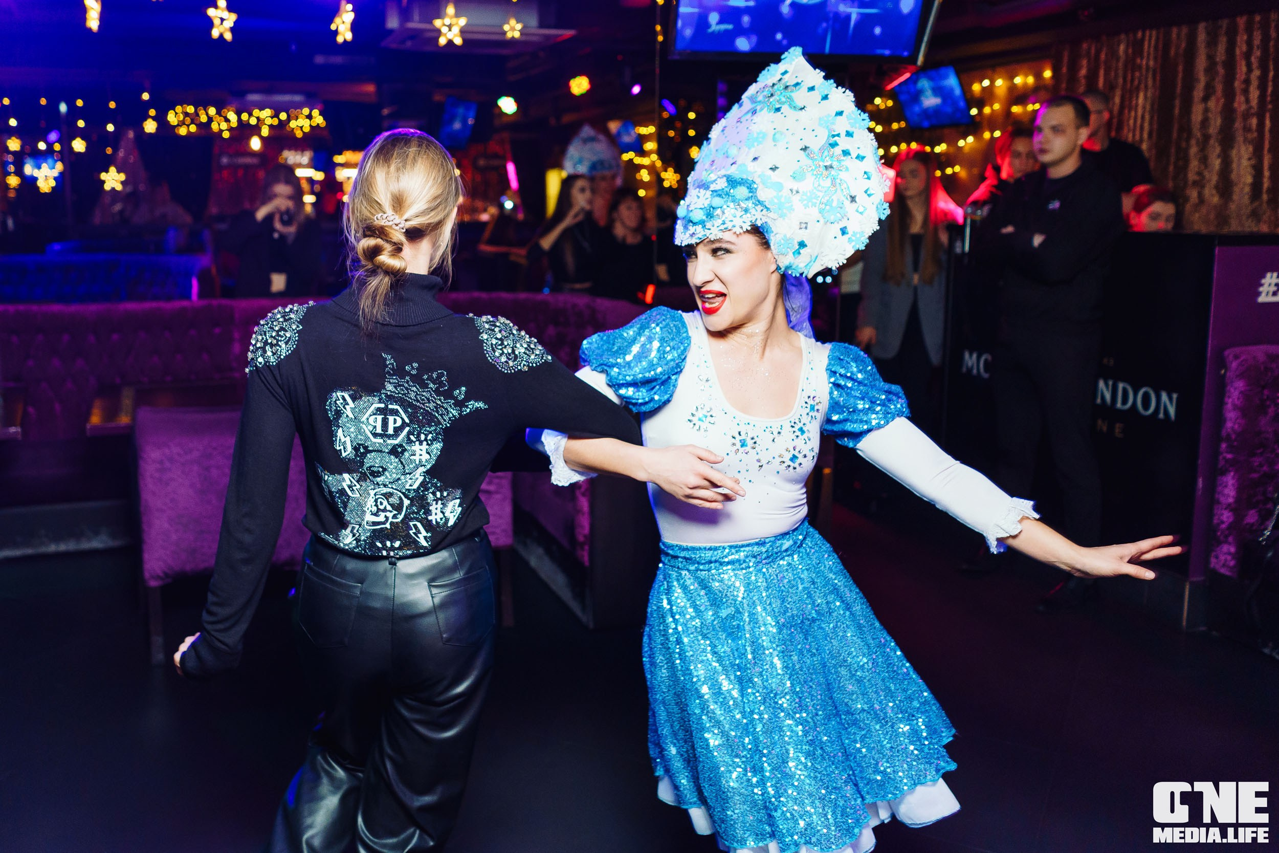 Фоторепортаж из караоке-клуба Эйфория. One Media Life: фоторепортажи, фотоотчеты с мероприятий и заведений