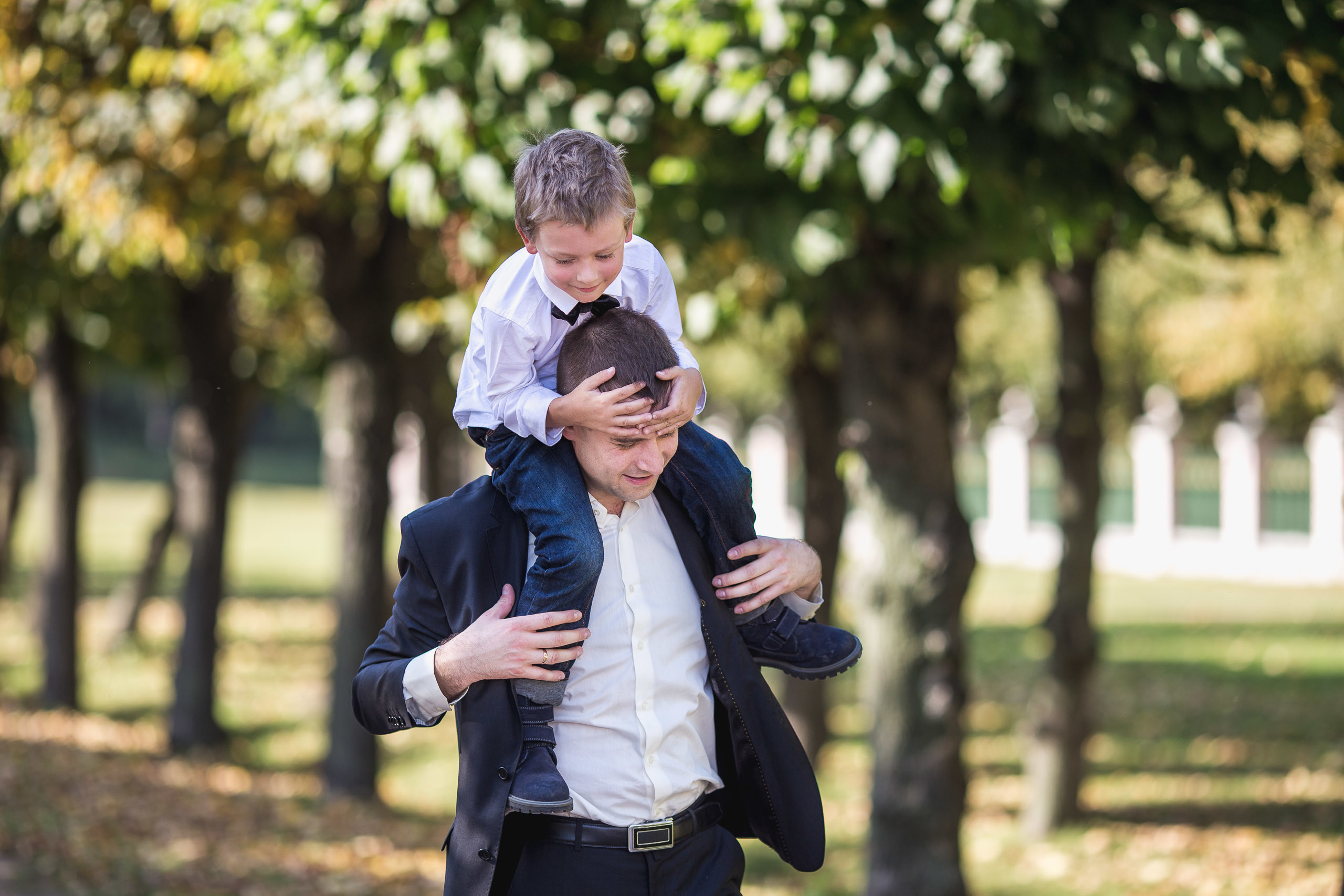 Свадебная фотосъемка у реки