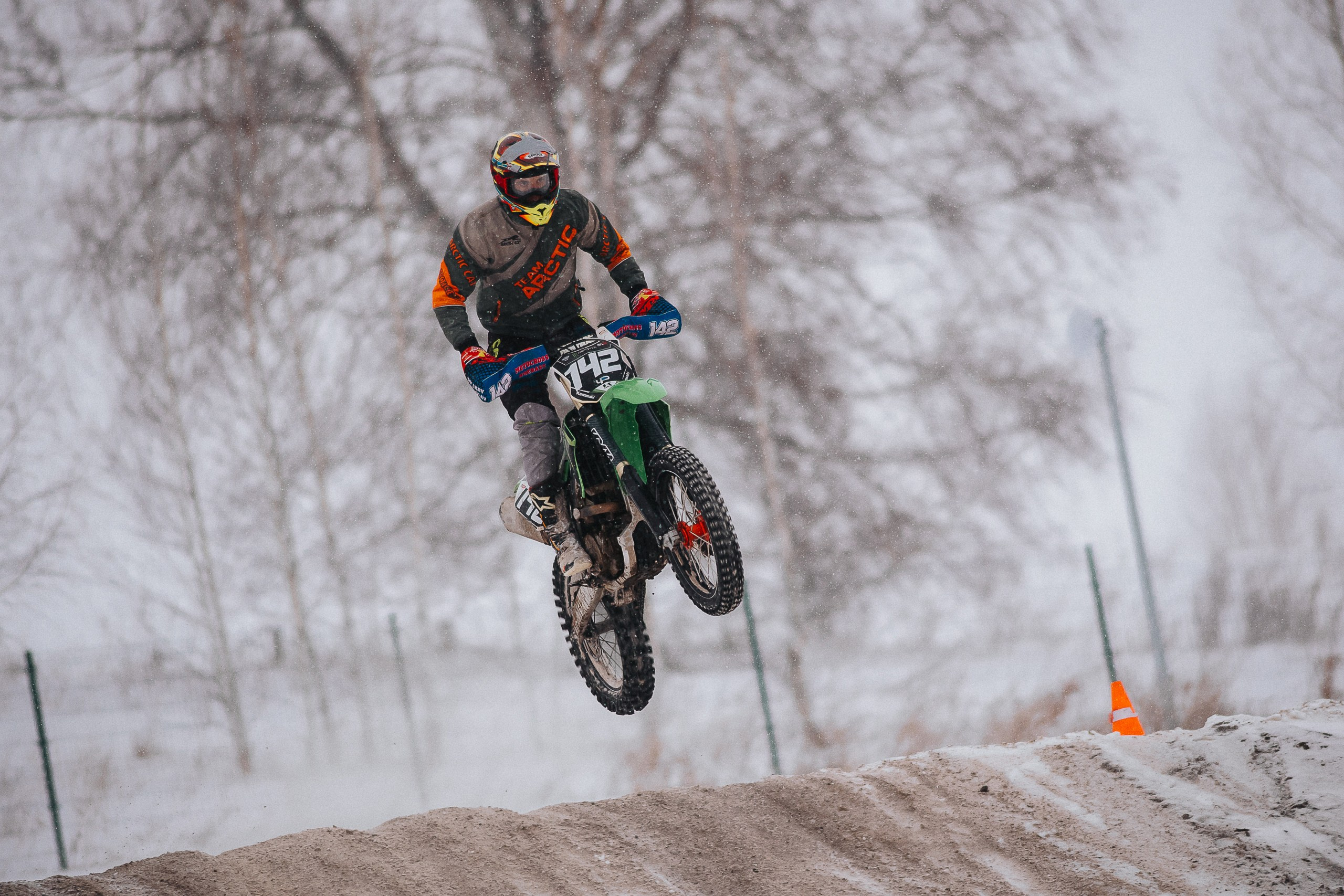 29.12.2024 — Праздничная тренировка на мотоциклетной трассе Люскус. Репортажный фотограф в Кемерово