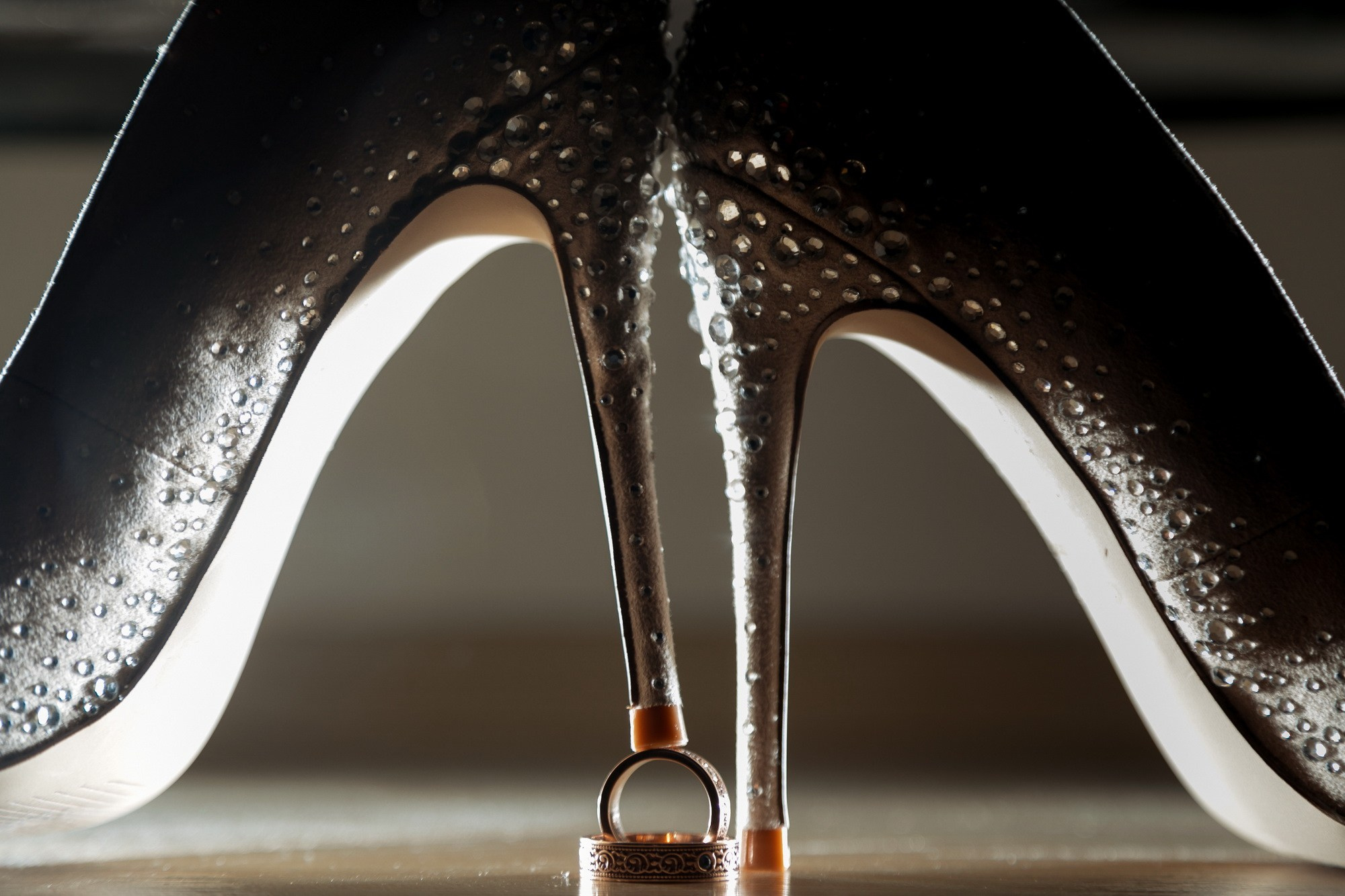 Свадьба с огоньком. Фотограф крещение венчание в Петербурге! Помогает подобрать храм и посоветовал душевного батюшку в СПб