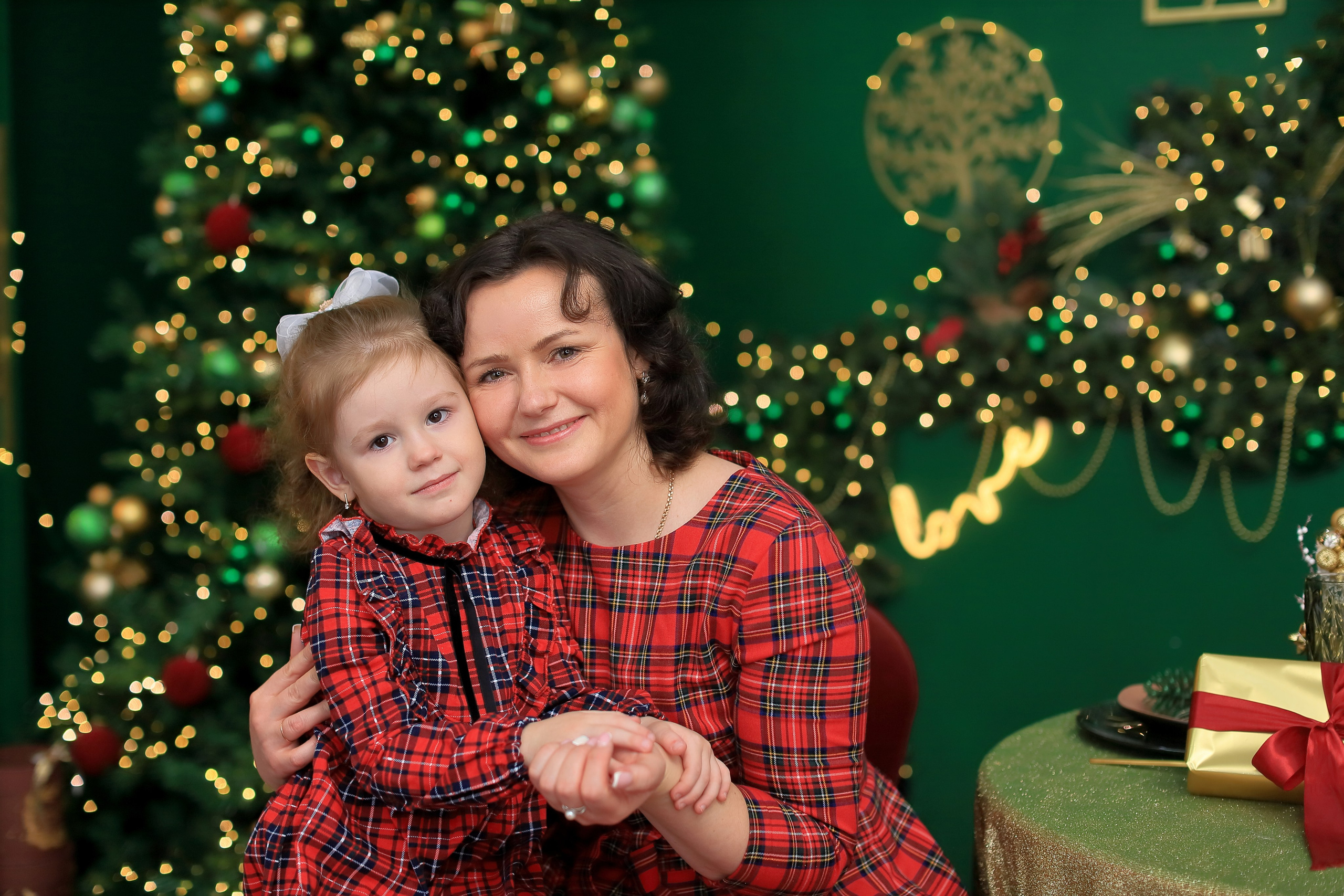 Семейные фотосессии в интерьере. Интерьерная фотостудия Toffee Studio