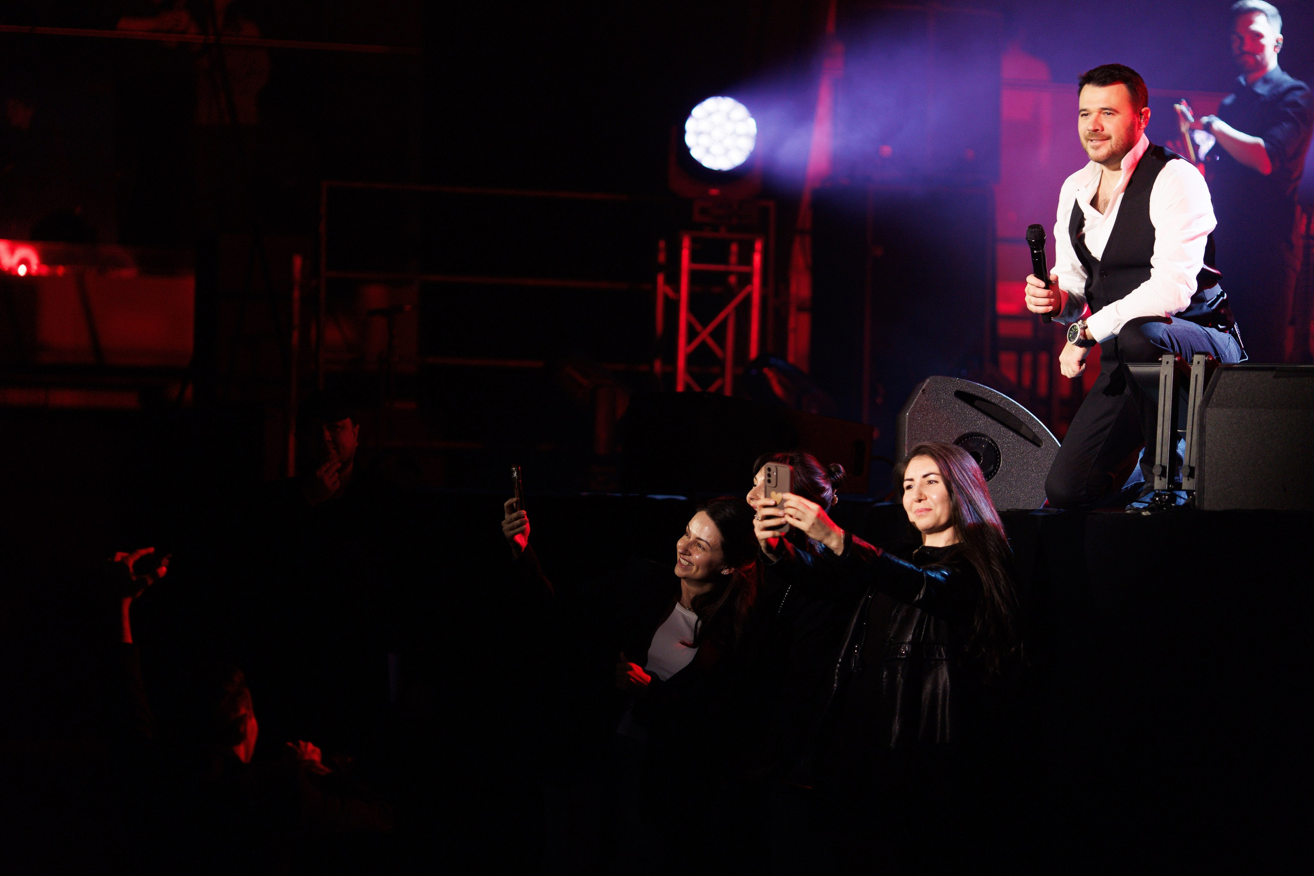 Концерт Emin'а в Уфе. Репортажный и свадебный фотограф в Уфе Павел Кожевников