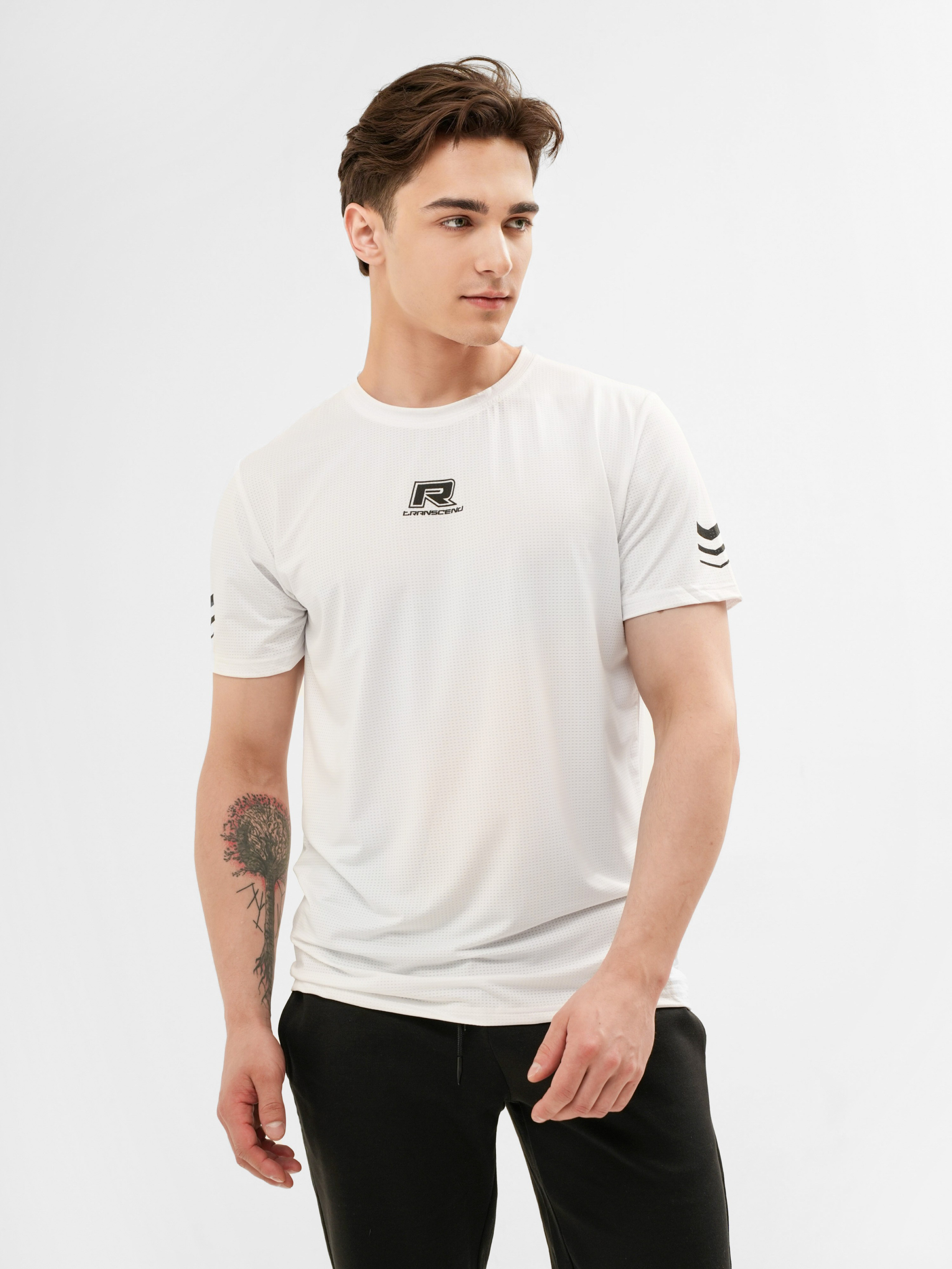 Олег. ТМ Продакшн — Съемка для маркетплейсов в Москве