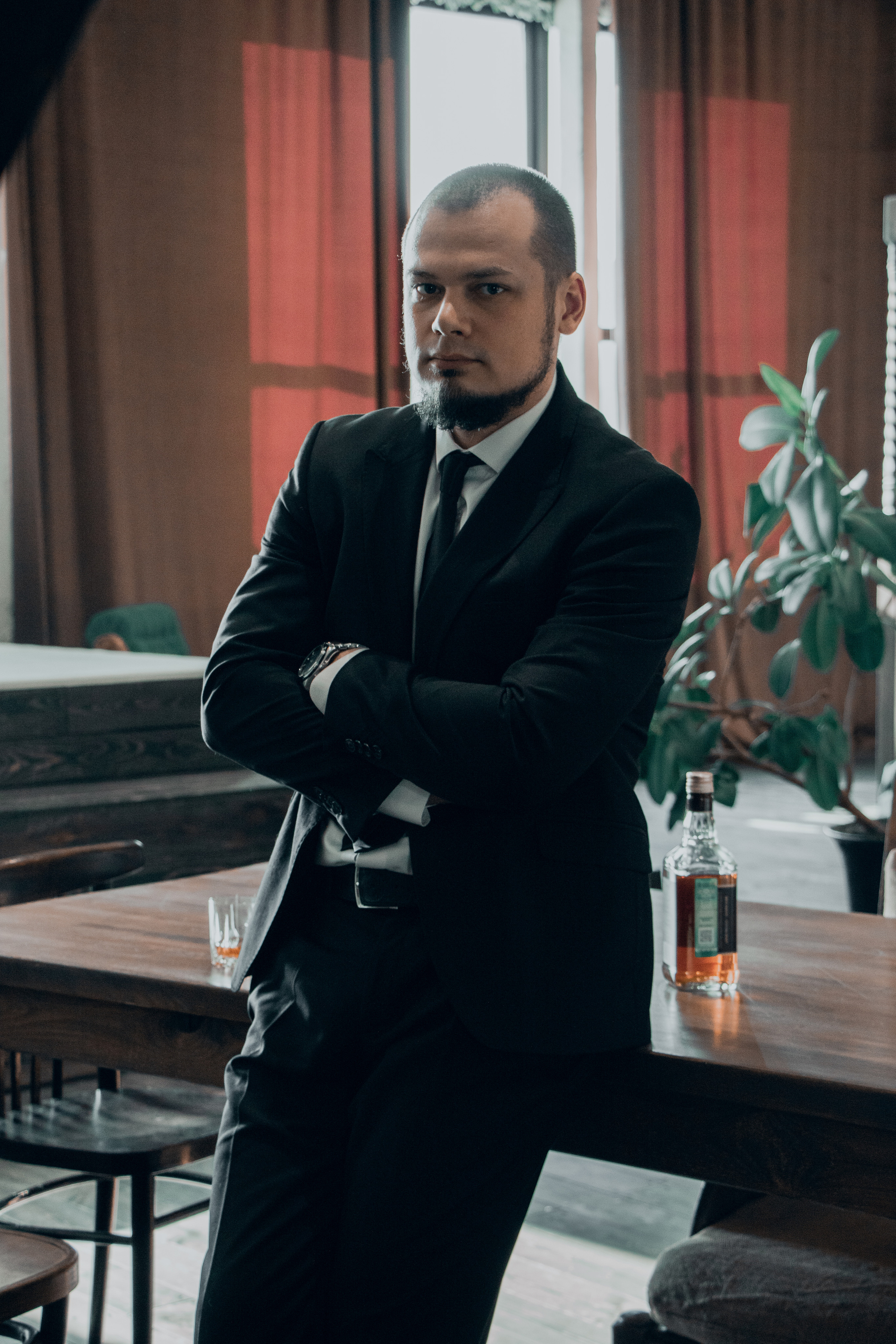 Artem. Portrait photographer in Thailand