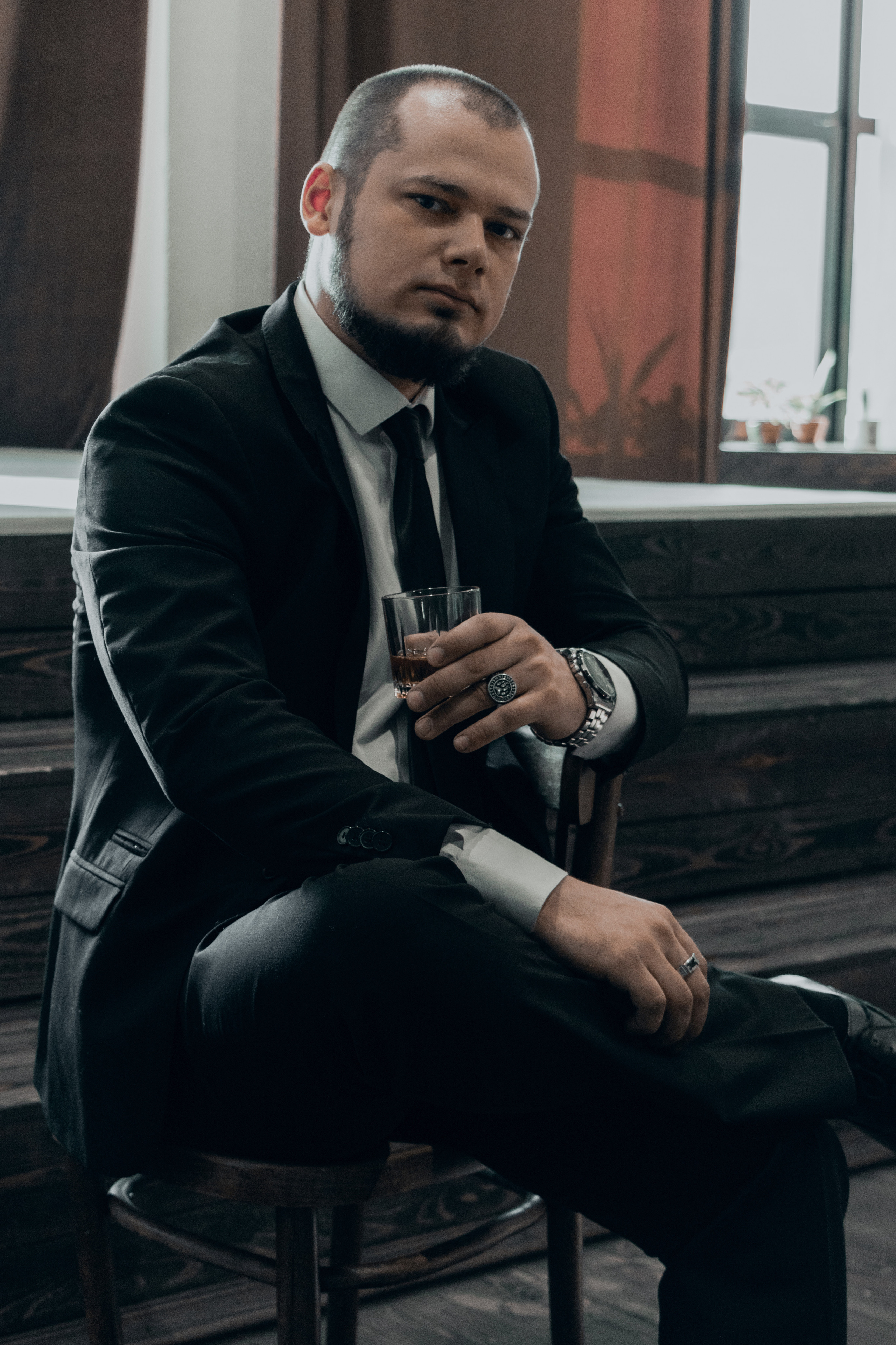 Artem. Portrait photographer in Thailand