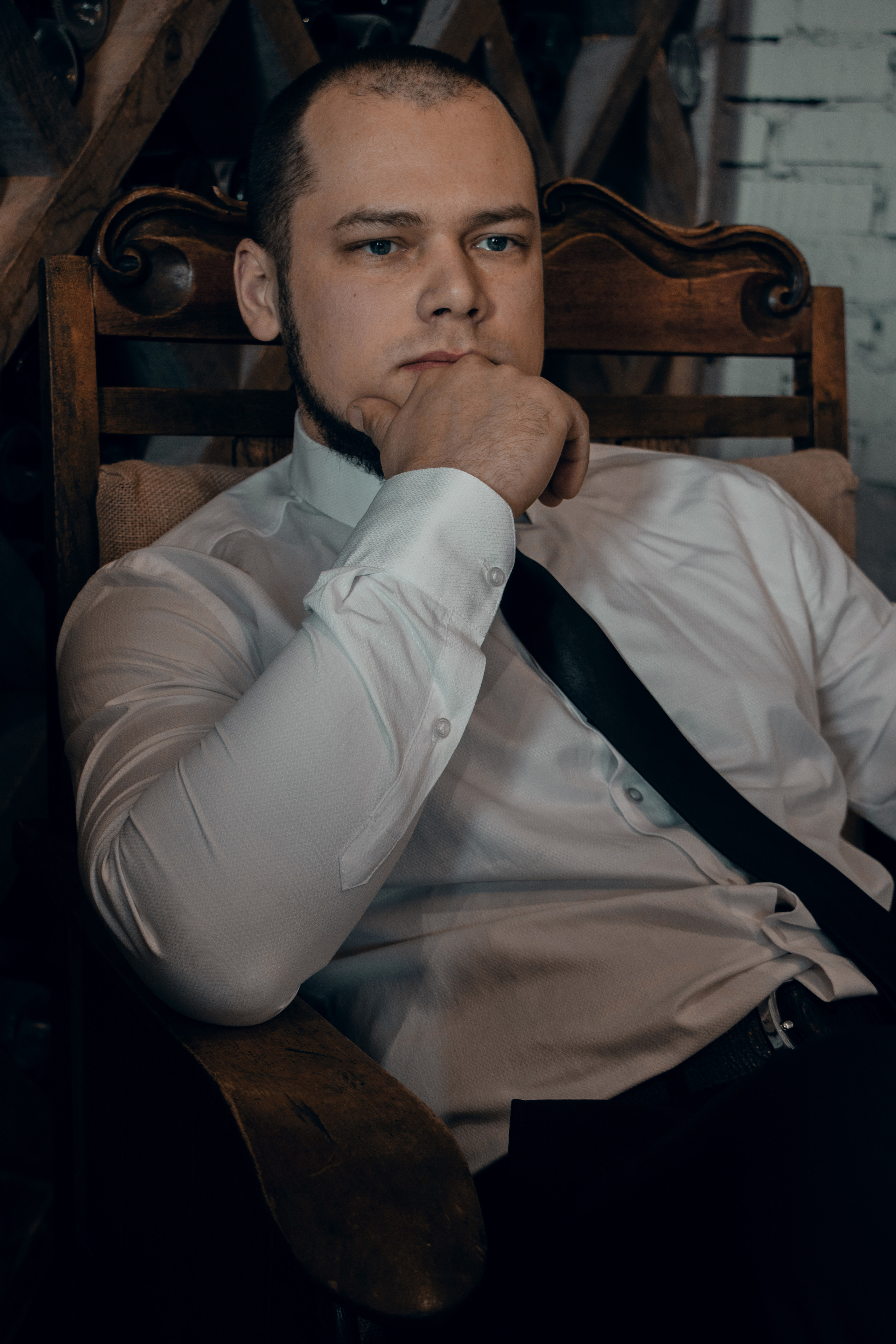 Artem. Portrait photographer in Thailand