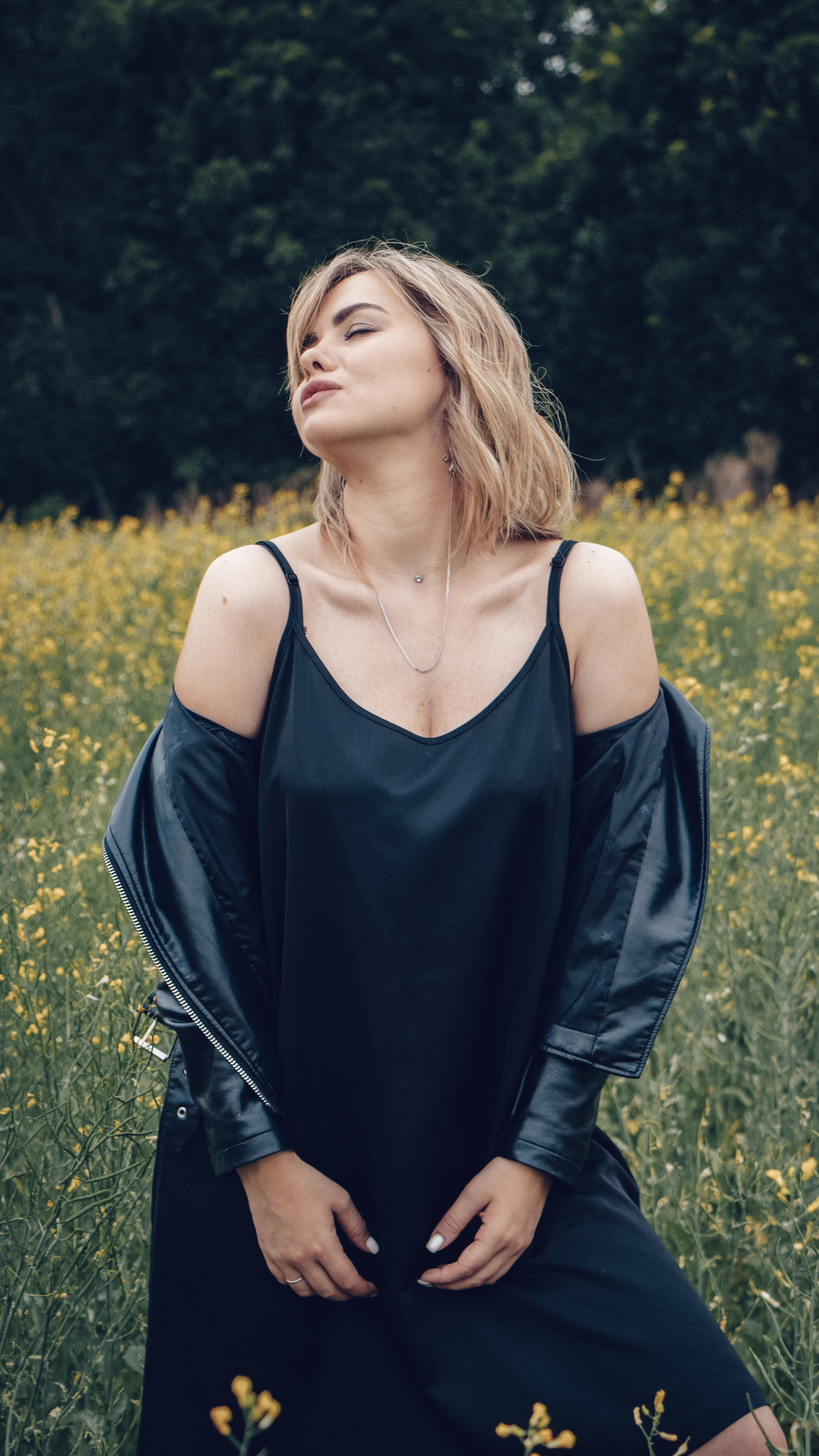 Yana. Portrait photographer in Thailand