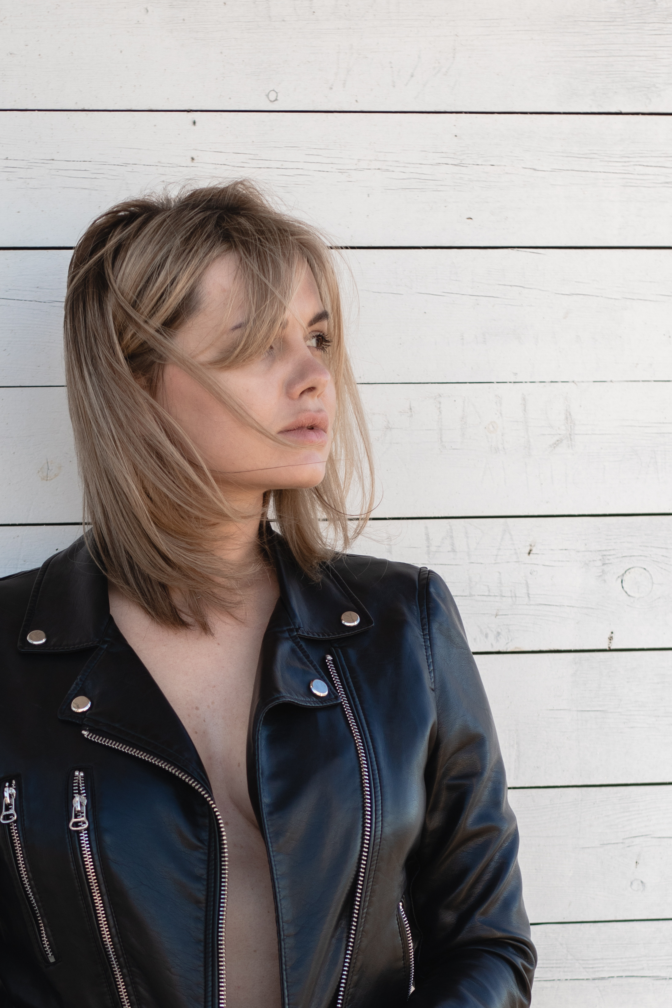 Yana. Portrait photographer in Thailand