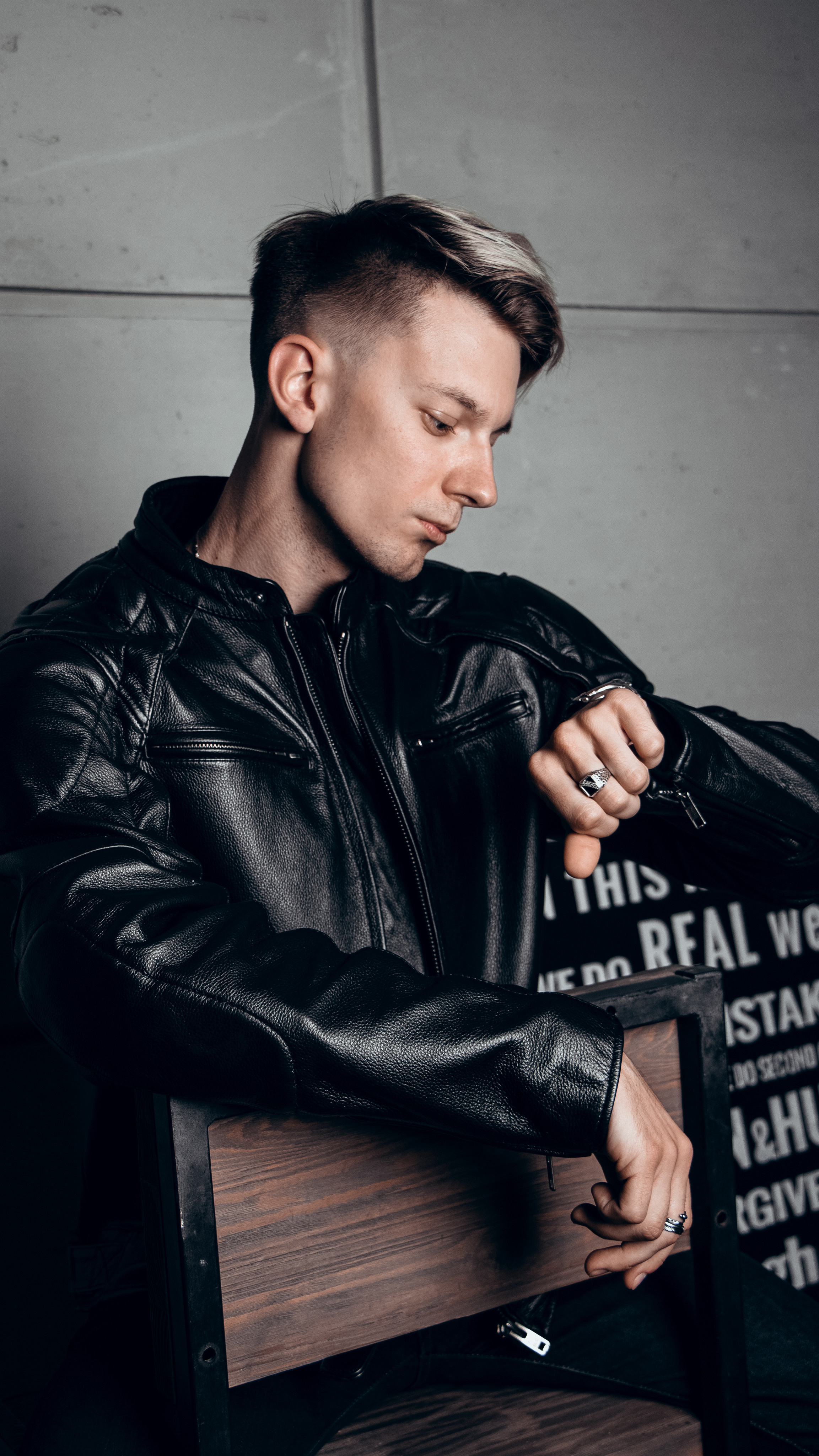 Alexandr. Portrait photographer in Thailand