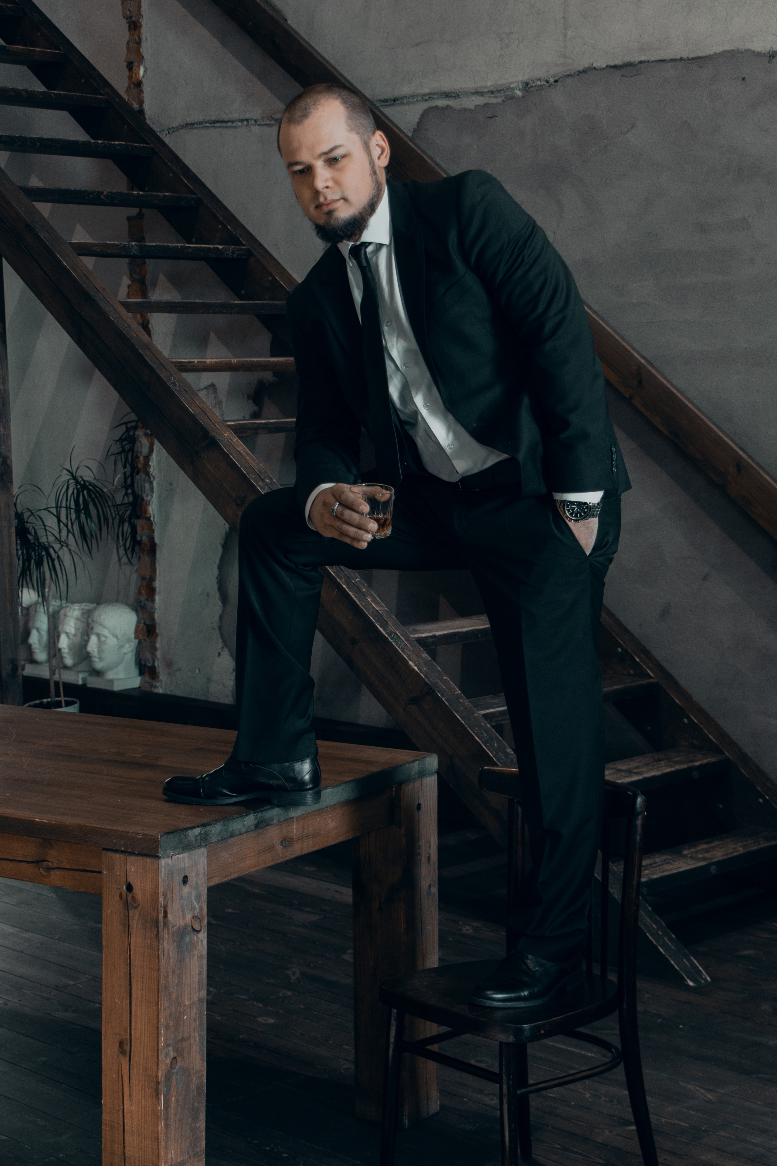 Artem. Portrait photographer in Thailand