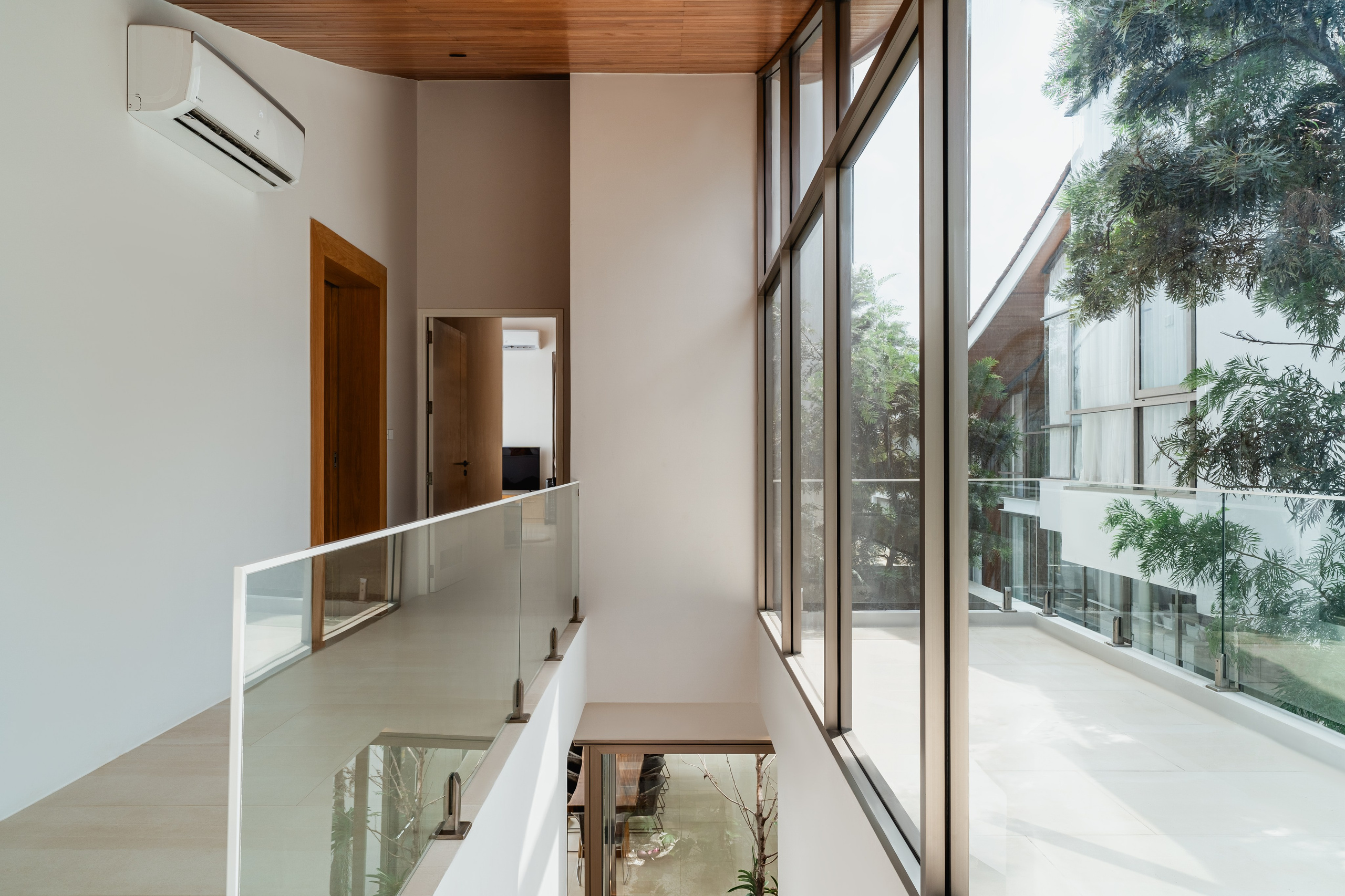 Interior real estate photography in Phuket — professional photos and videos. Yan Dolmatov — Photographer, Videographer, and Producer in Phuket