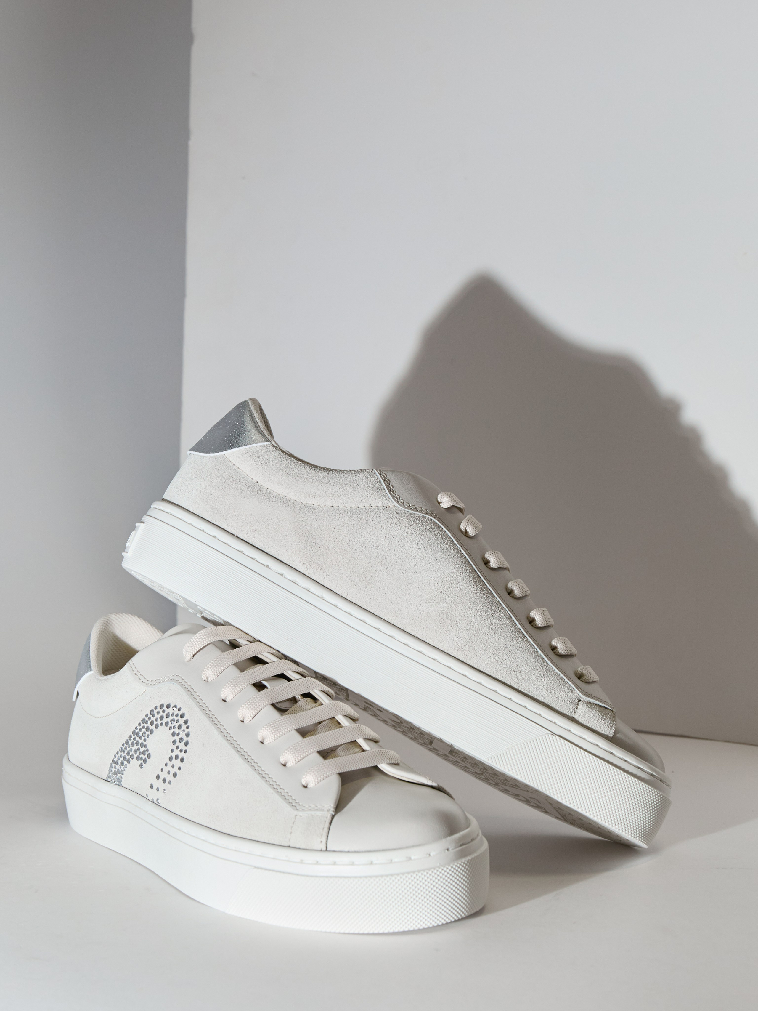 Предметный фотограф в Москве Евгений Шубин