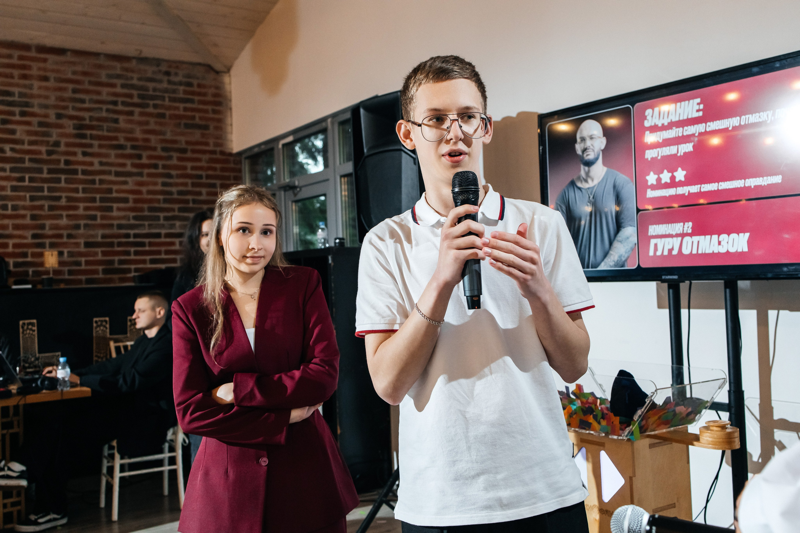 Выпускной 9 класс. Фотограф в Санкт-Петербурге Виктория Безверхая