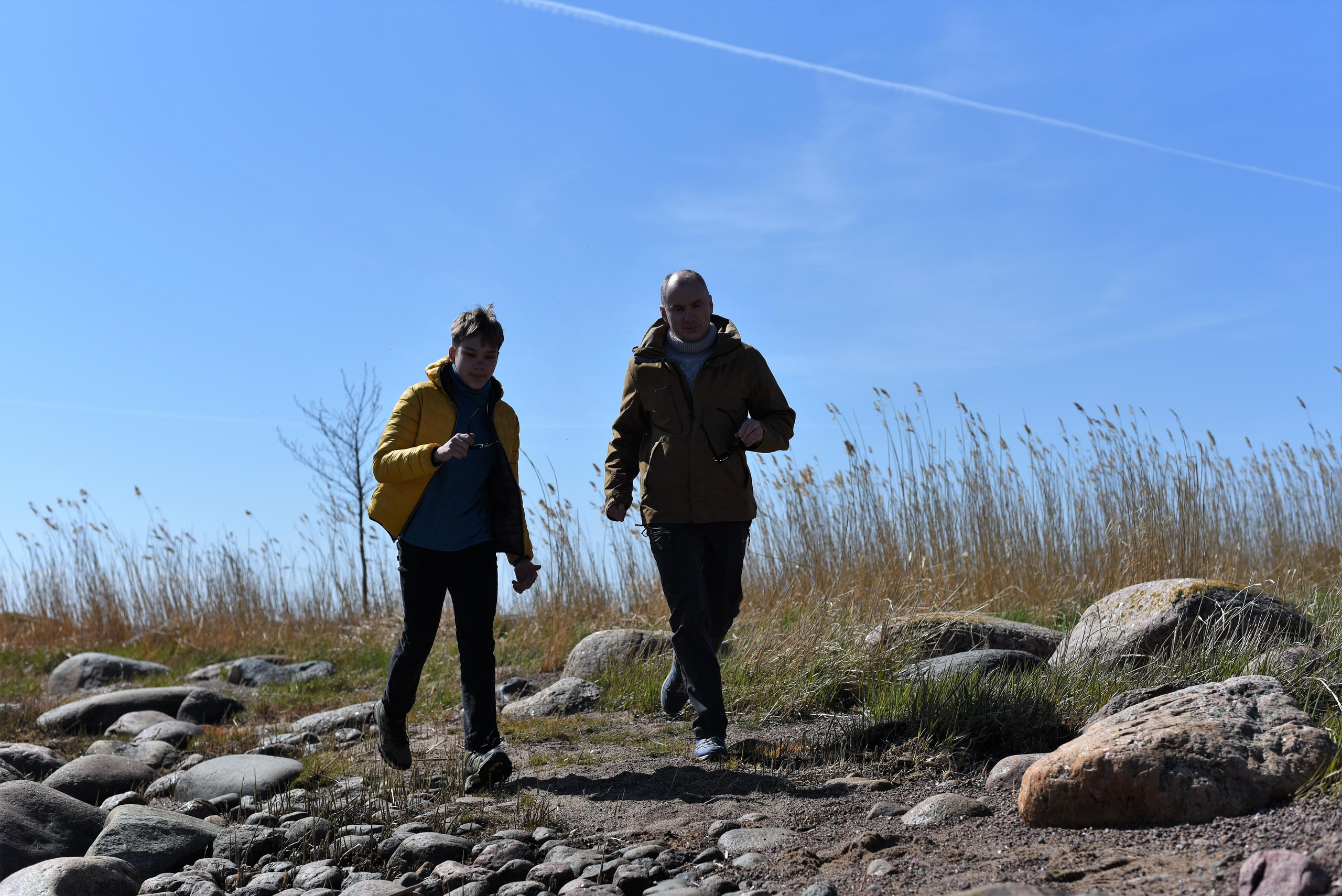 Семейная съемка на природе. Папа и сын. Женский и семейный фотограф Людмила Богачкина