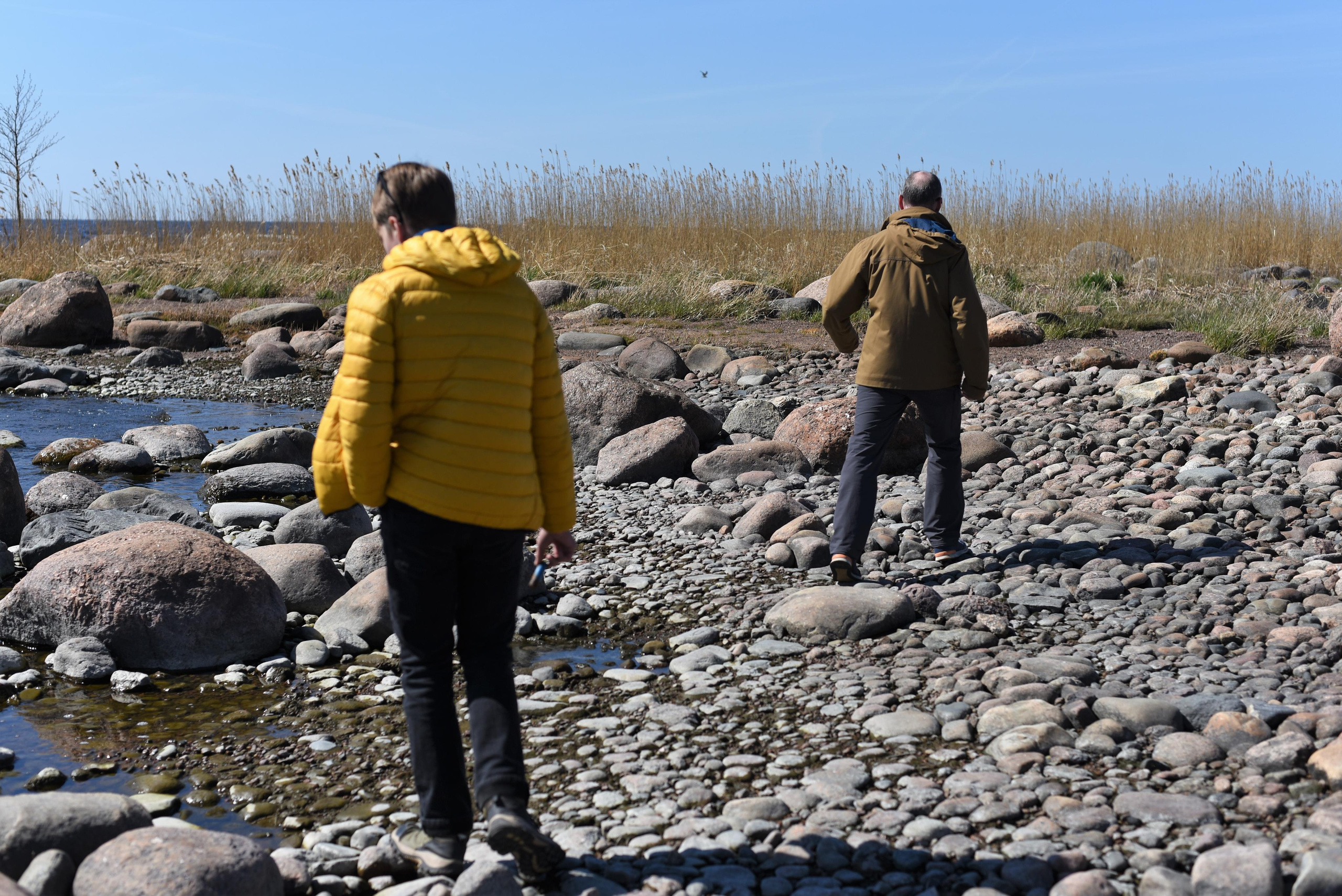 Семейная съемка на природе. Папа и сын. Женский и семейный фотограф Людмила Богачкина