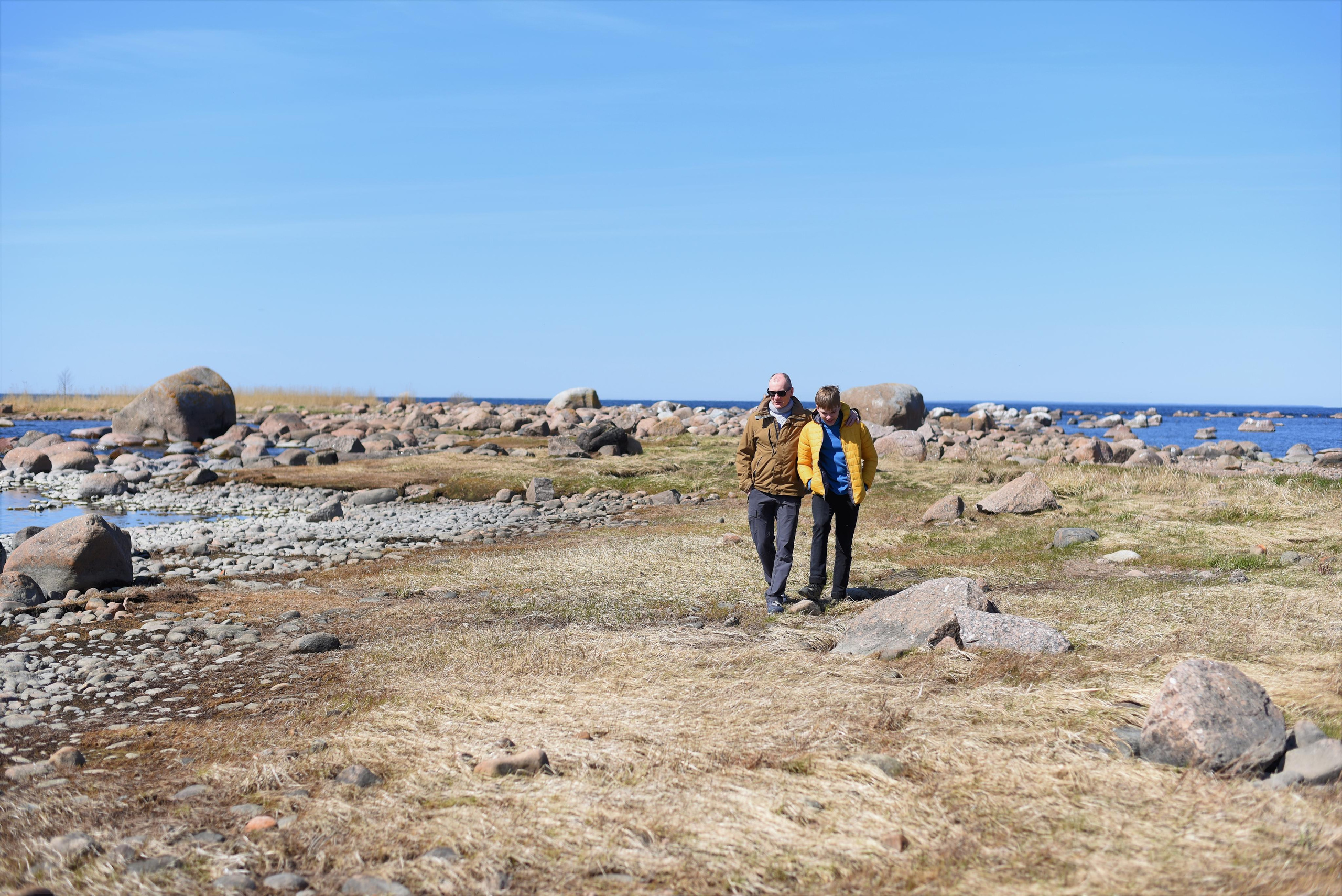 Семейная съемка на природе. Папа и сын. Женский и семейный фотограф Людмила Богачкина