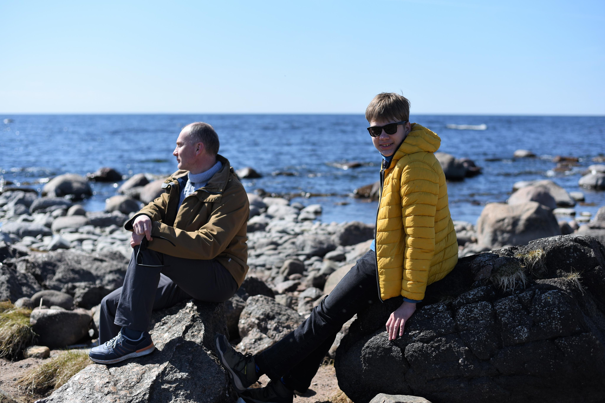 Семейная съемка на природе. Папа и сын. Женский и семейный фотограф Людмила Богачкина