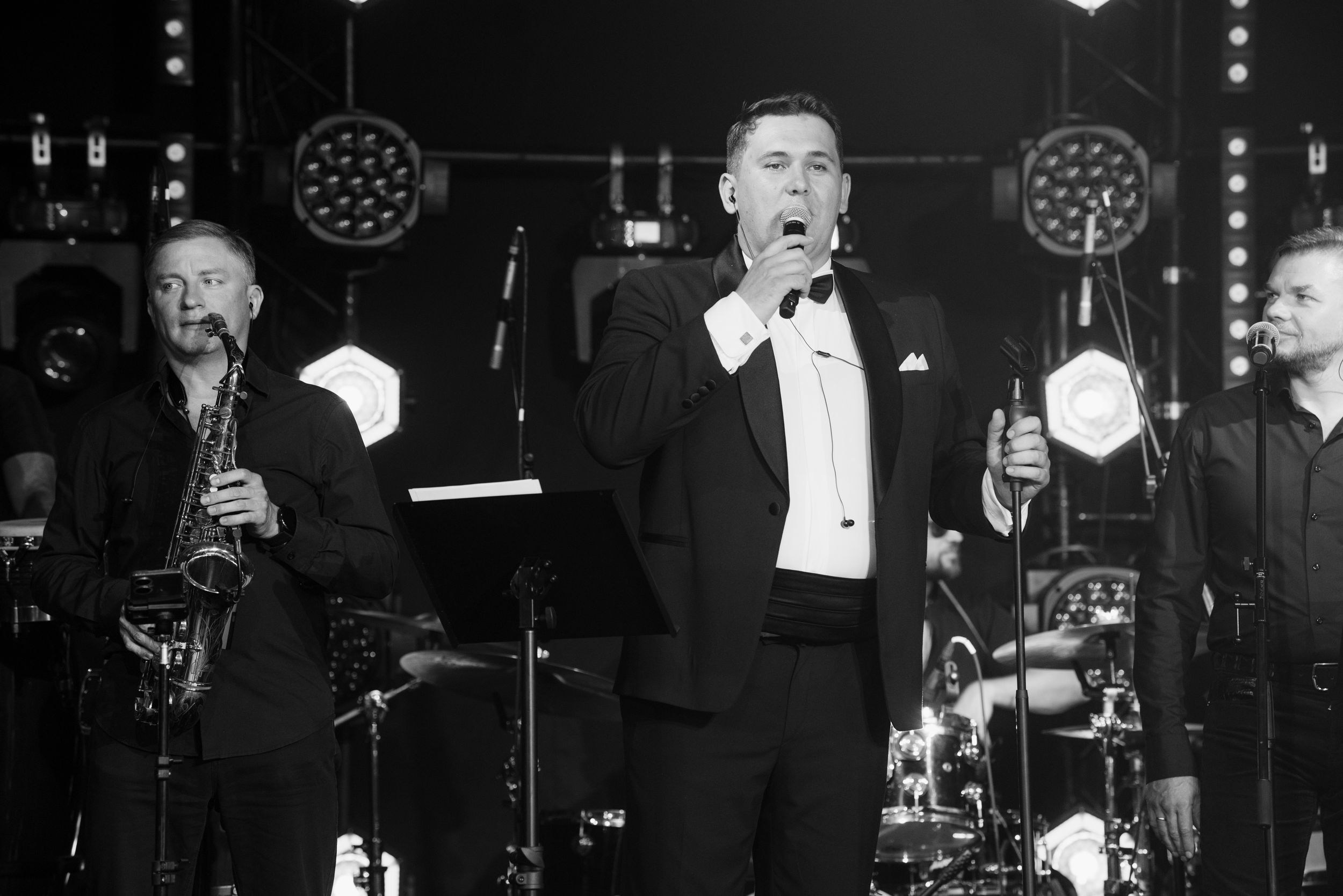 Организовать день рождения Ростов. Студия событий ДЕЙЗИ. Организация мероприятий. Свадебное агентство в Ростове-на-Дону. Свадебный организатор. Организация свадьбы под ключ