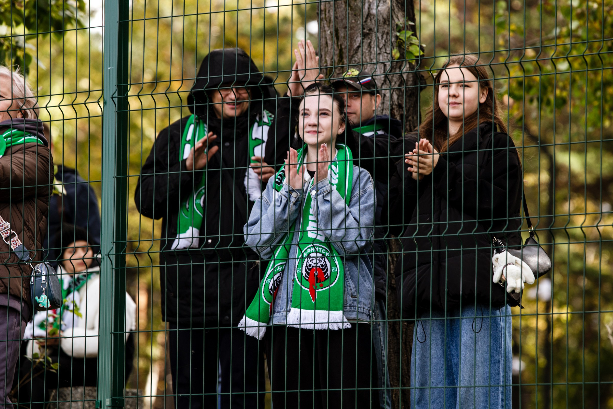 Первенство России по футболу LEON-Вторая лига Б | ФК Иркутск — Космос (Долгопрудный) | 14.09.25. Фотограф в Иркутске Евгения Айвазова