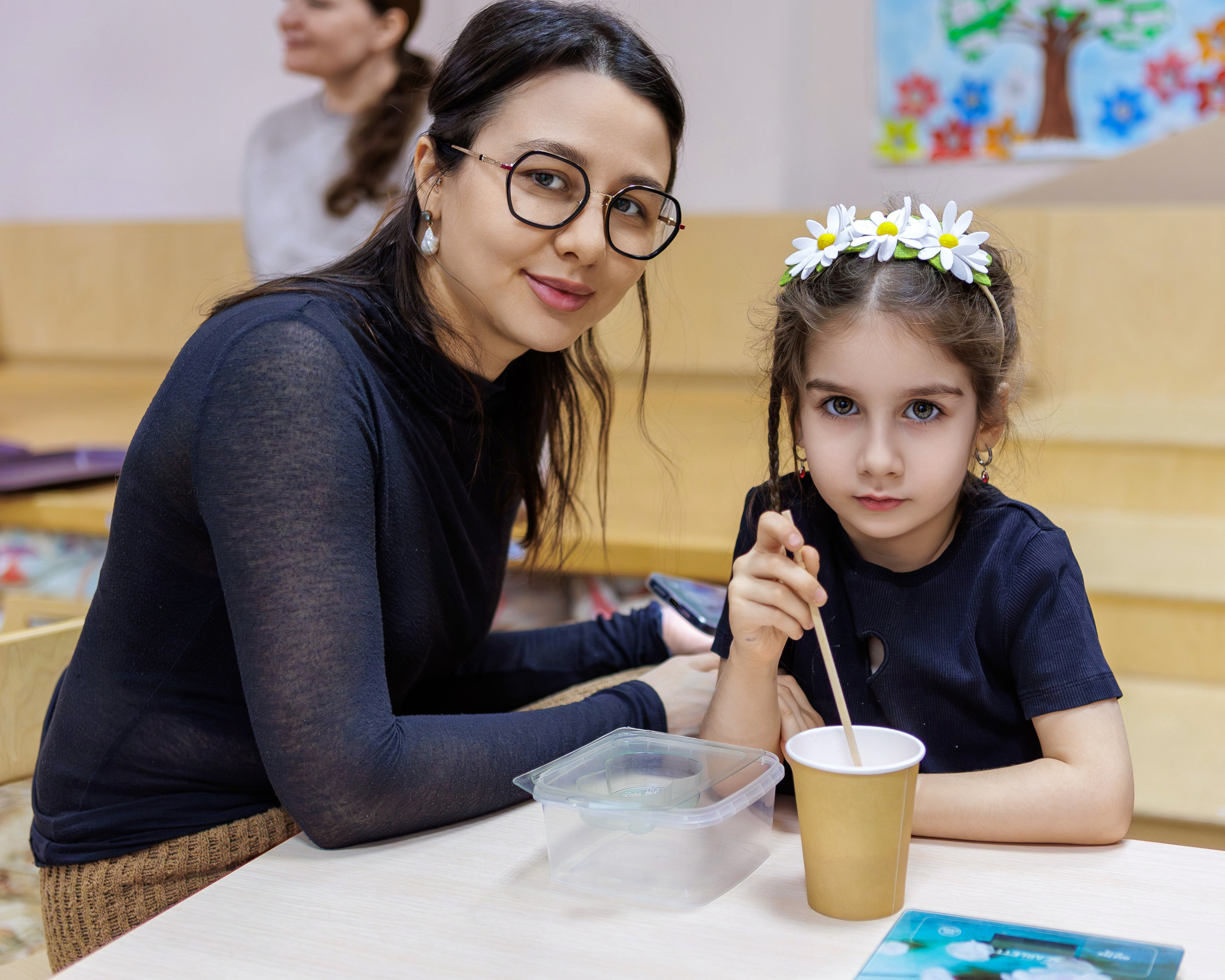 МК к 8 марта. Выпускные альбомы и школьный фотограф в Подольске, Троицке, Щербинке, Москве и Московской области