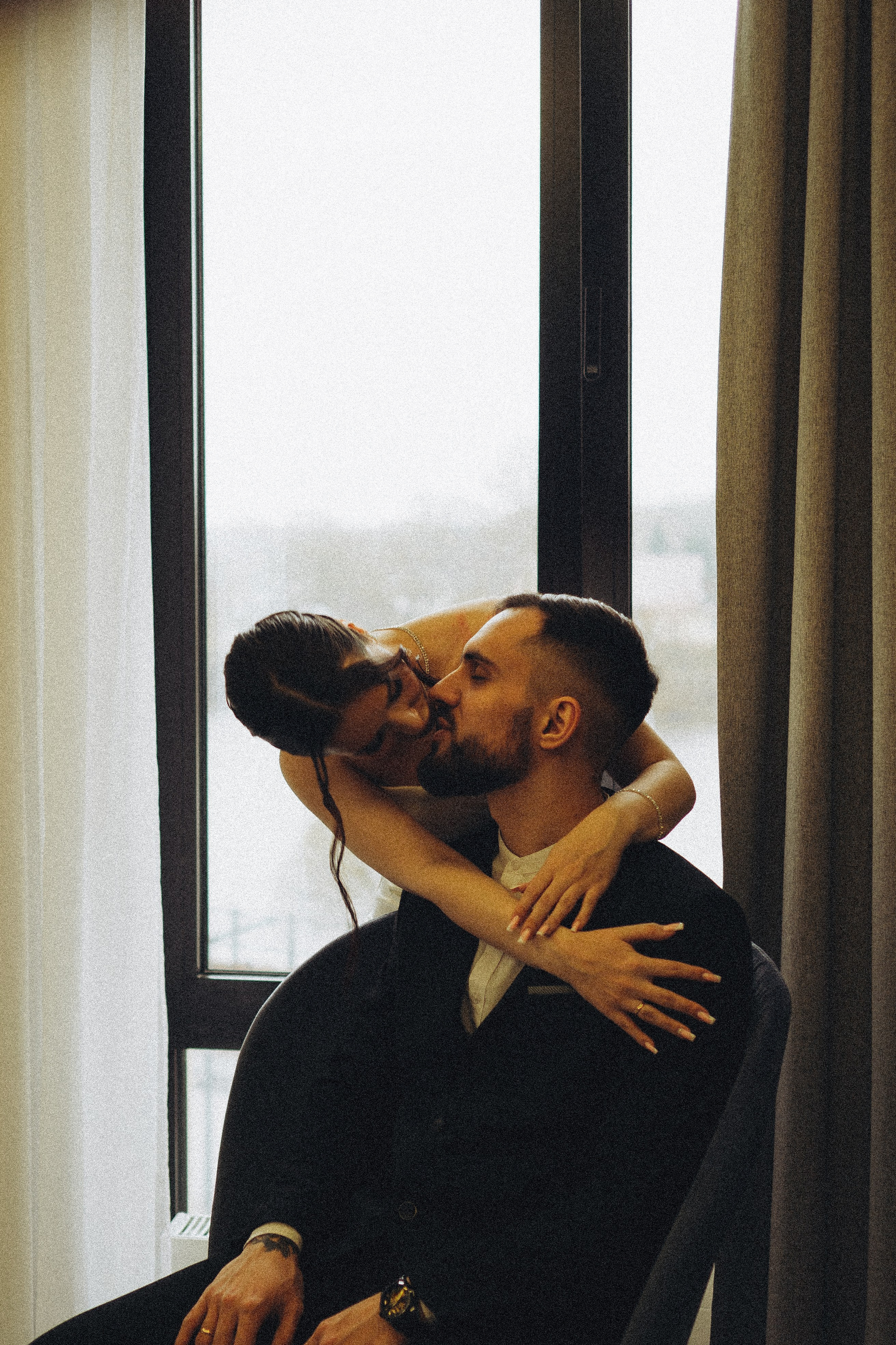 СВАДЕБНАЯ СЬЕМКА СБОРОВ ЖЕНИХА И НЕВЕСТЫ В ОТЕЛЕ И ТАКЖЕ ФОТОСЕССИИЯ В ОТЕЛЕЕ МЕГАПОЛИС БРЯНСК. Профессиональный фотограф, Санкт-Петербург — Виктория Богомолова