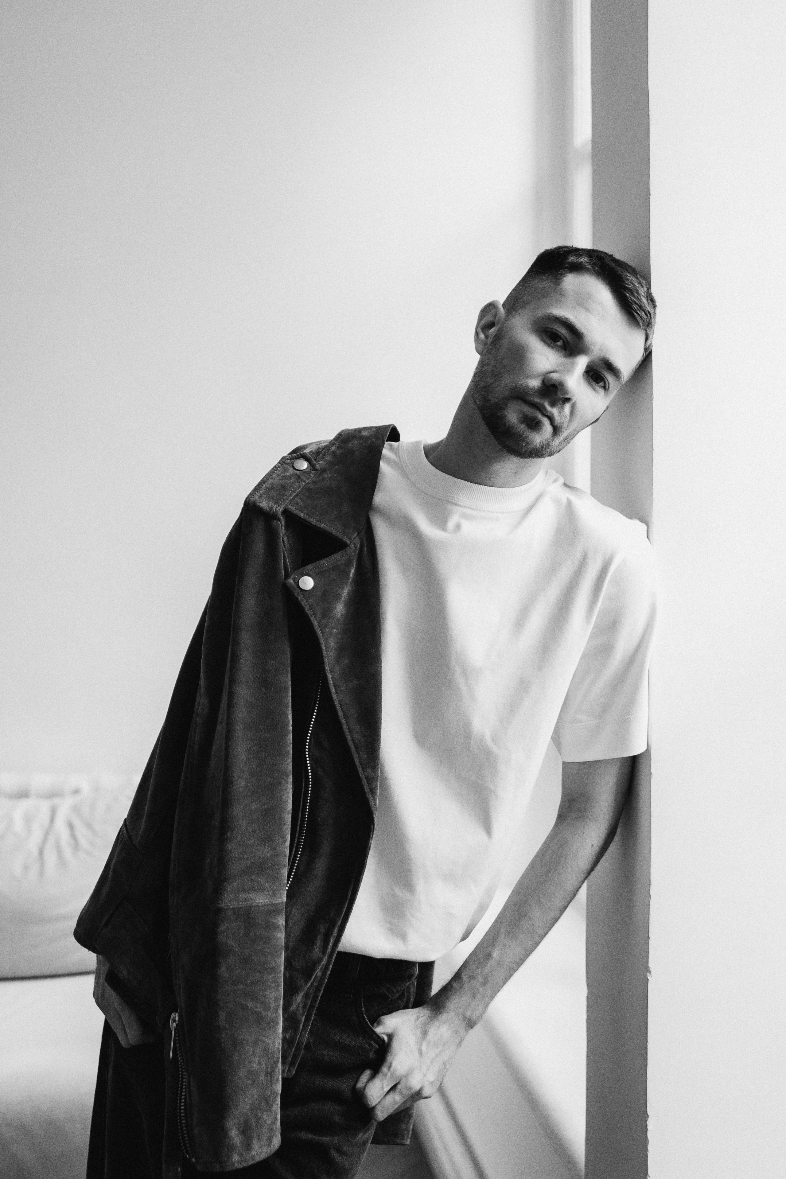 Антон студия Спб (мужская индивидуальная съемка). Фотограф ПИТЕР СПБ Надежда Баранова